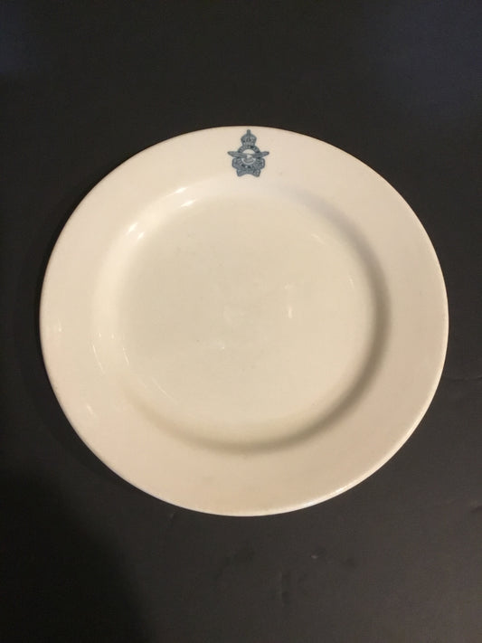 Medalta Potteries RCAF Insignia Vitrified medium plate  - 1952 Scarce Vtg.