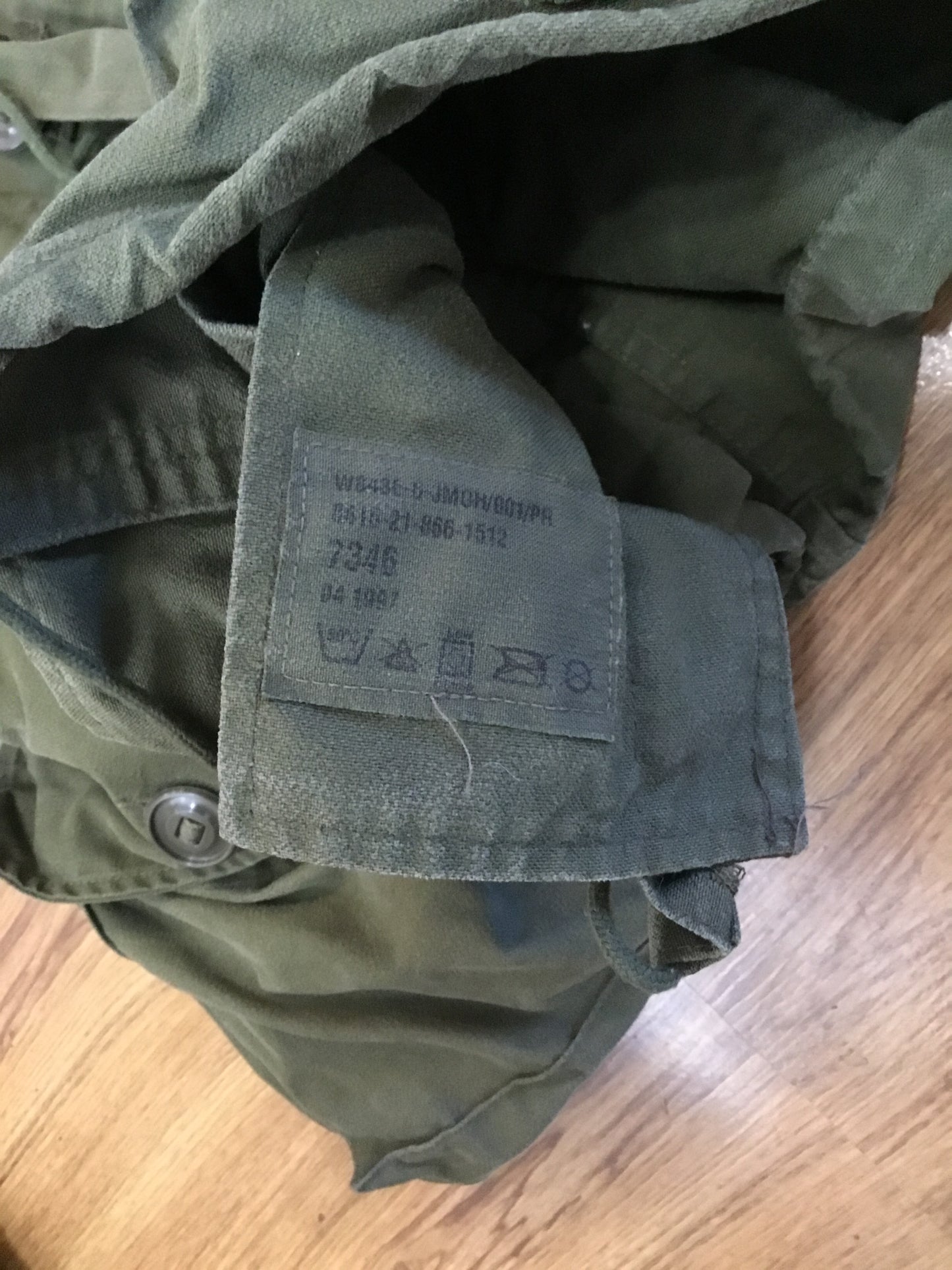 Vintage Canadian Army Combat/ Bush Jacket Large