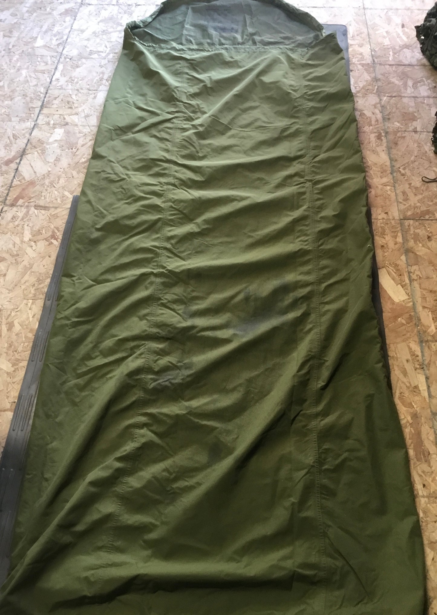 Canadian Forces Bivy bag zippered type with draw string