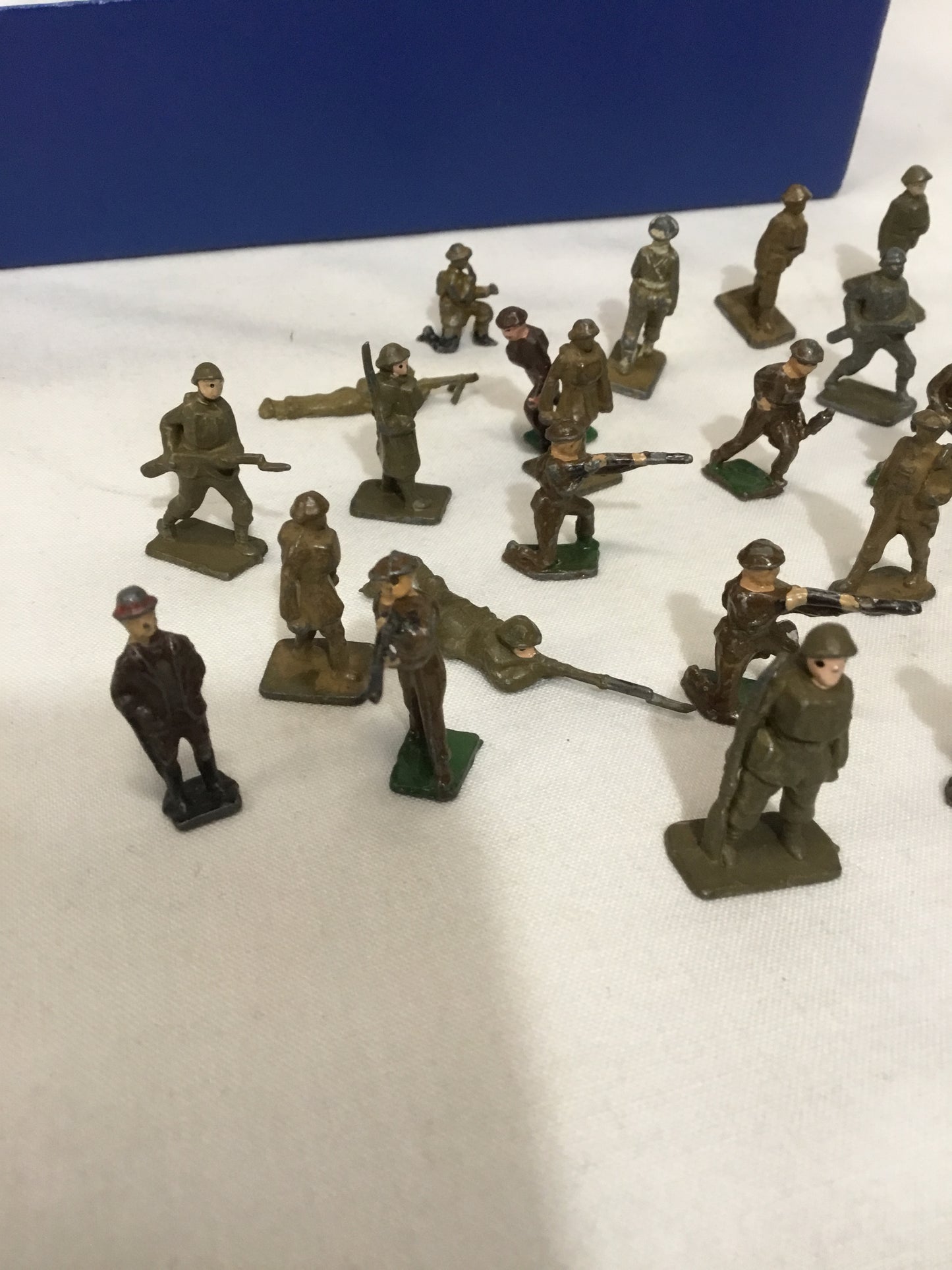 Lot of 37 Miniature Metal Soldiers , War Time