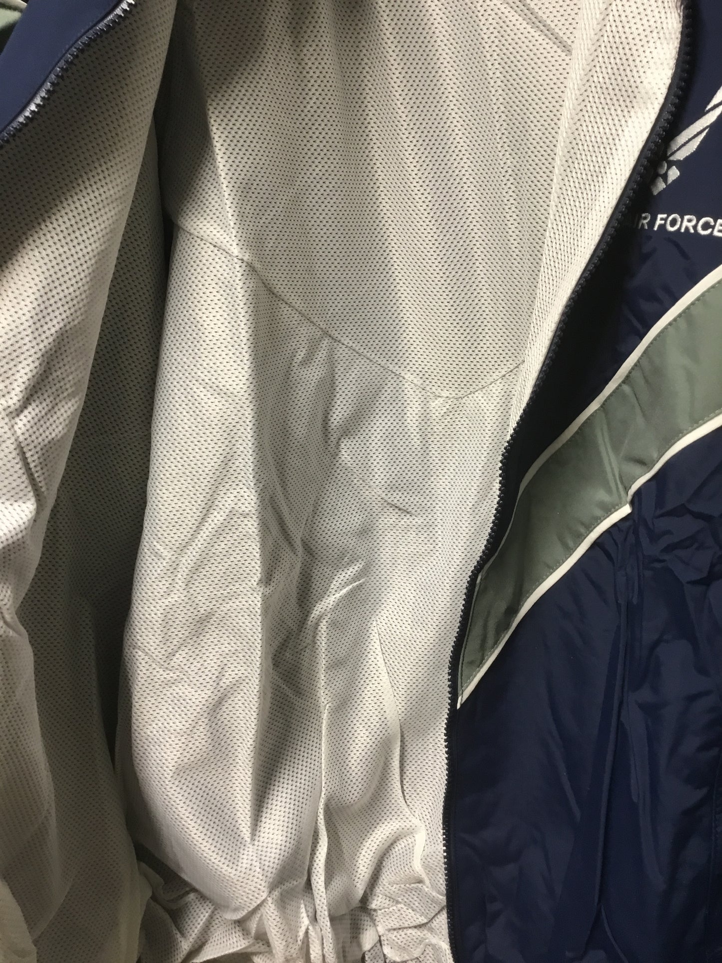 U.S. Airforce Physical Training  Wind Breaker XL Tall