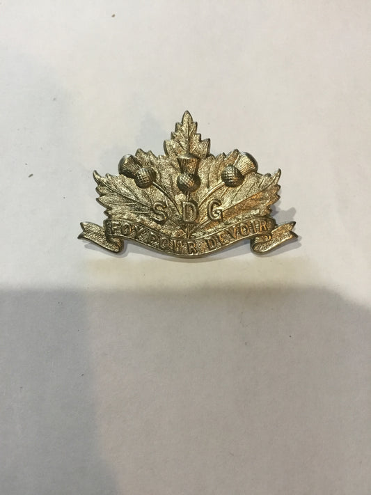 World War II Canadian Stormant, Dundas and Glengarry Highlanders cap badge.