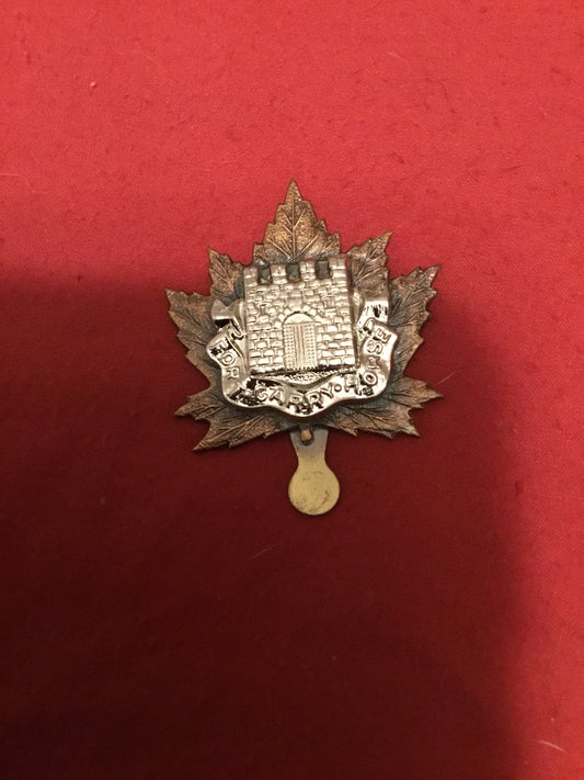 Canadian   Fort Garry Horse Cap Badge