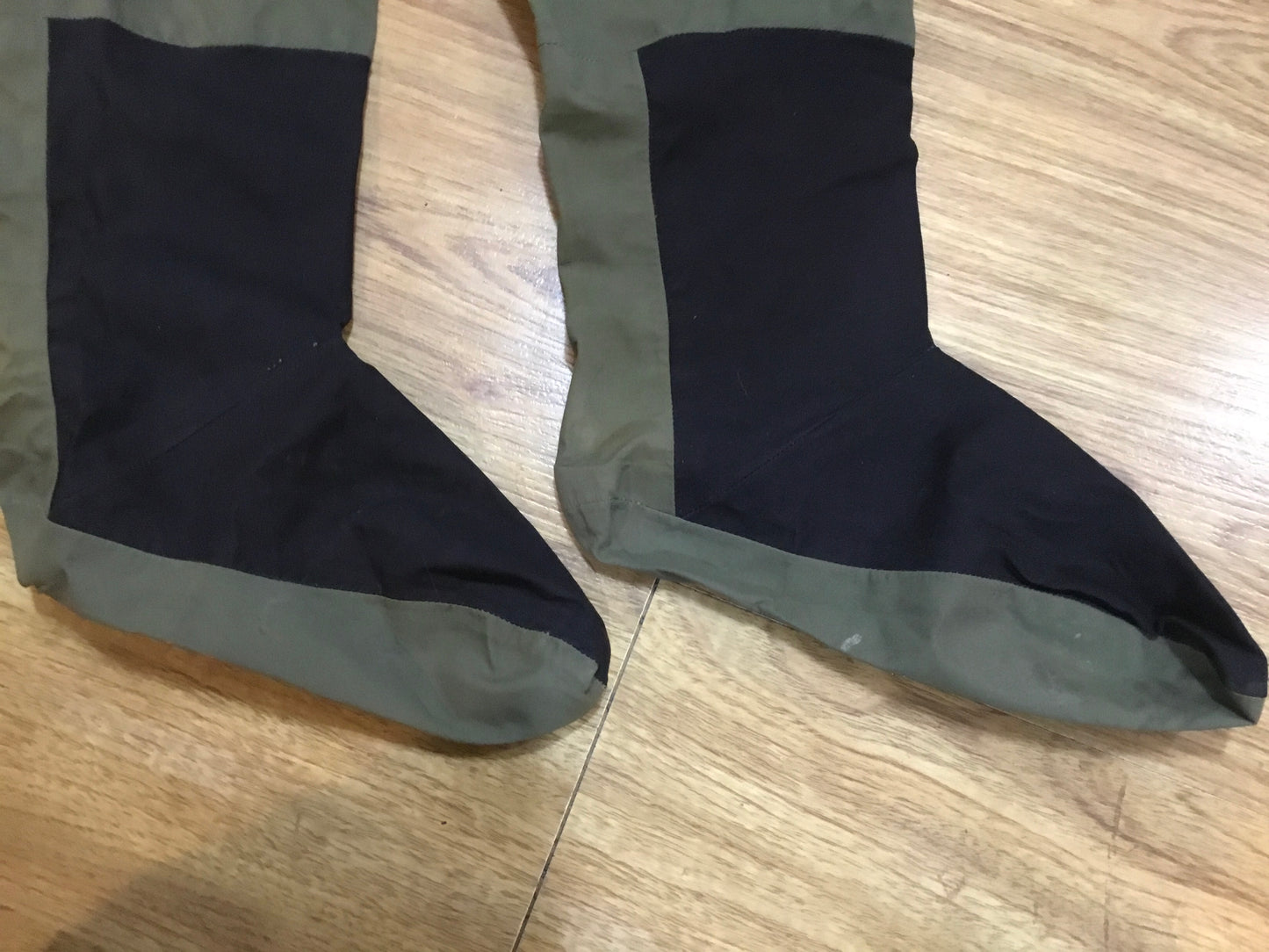 Military Wet Weather Gore-Tex Socks made by Mustang Industries, SIZE 9 ,
