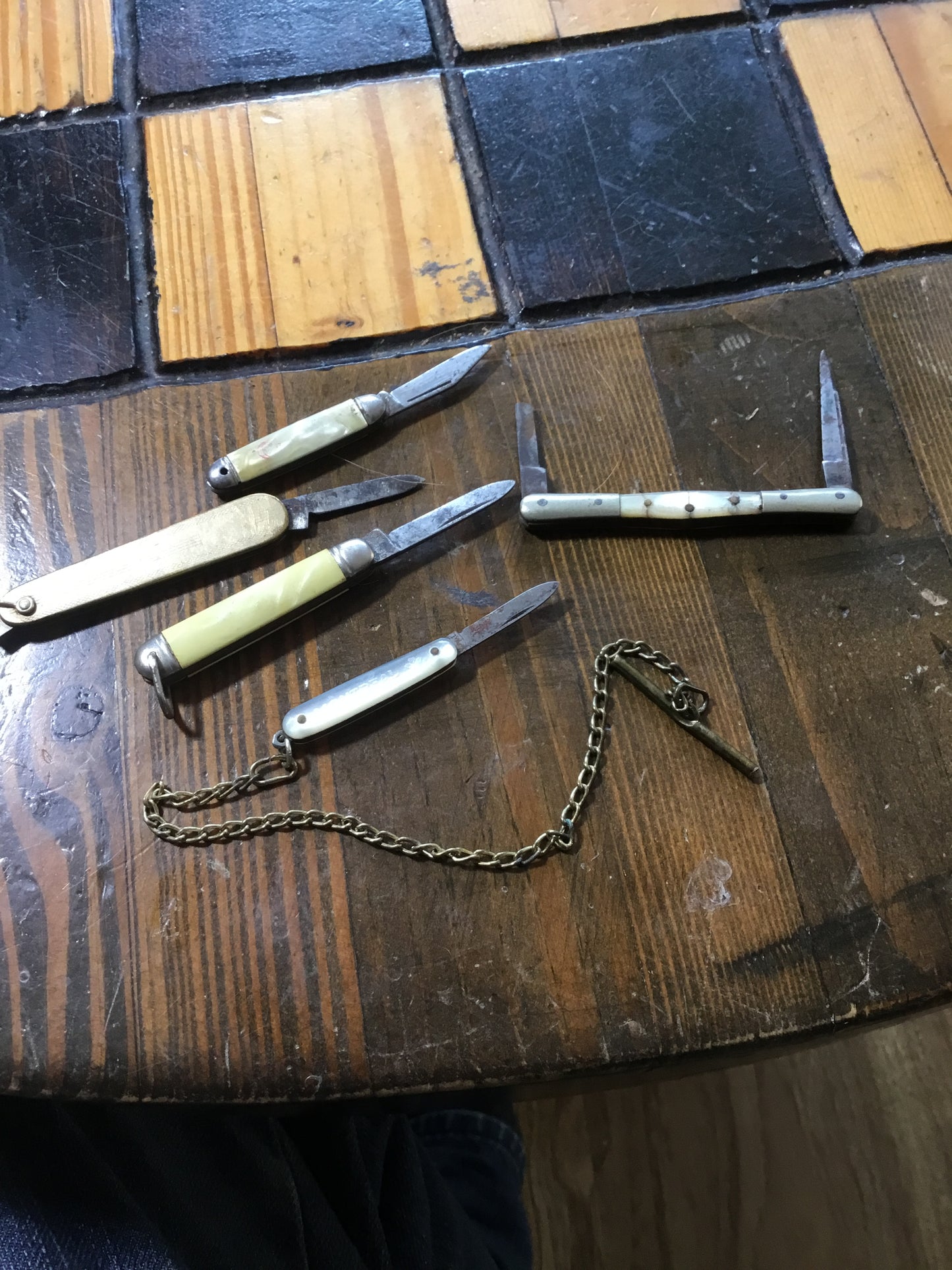 Lot of 5 Vintage Pen Knives