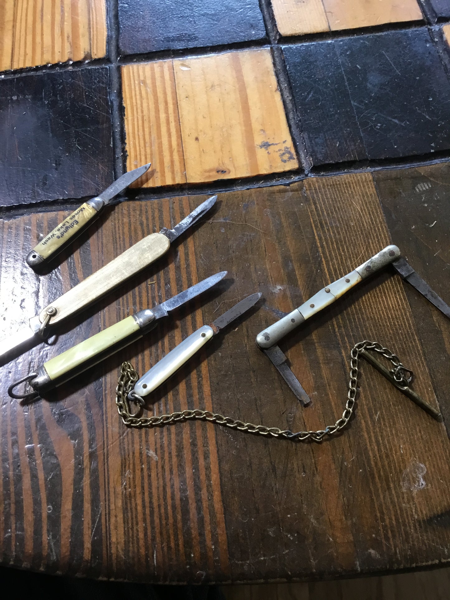 Lot of 5 Vintage Pen Knives