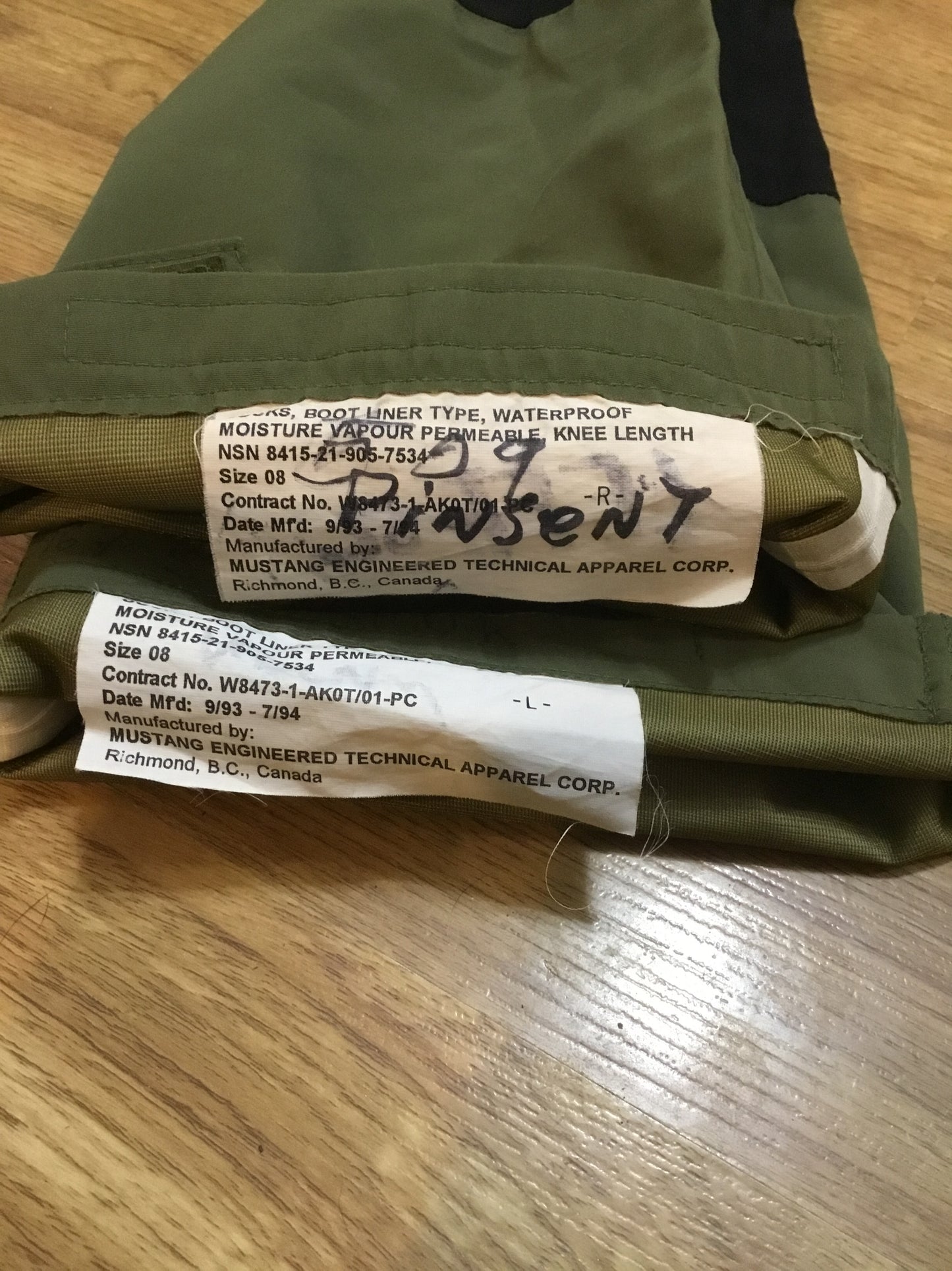 Military Wet Weather Gore-Tex Socks SIZE 8