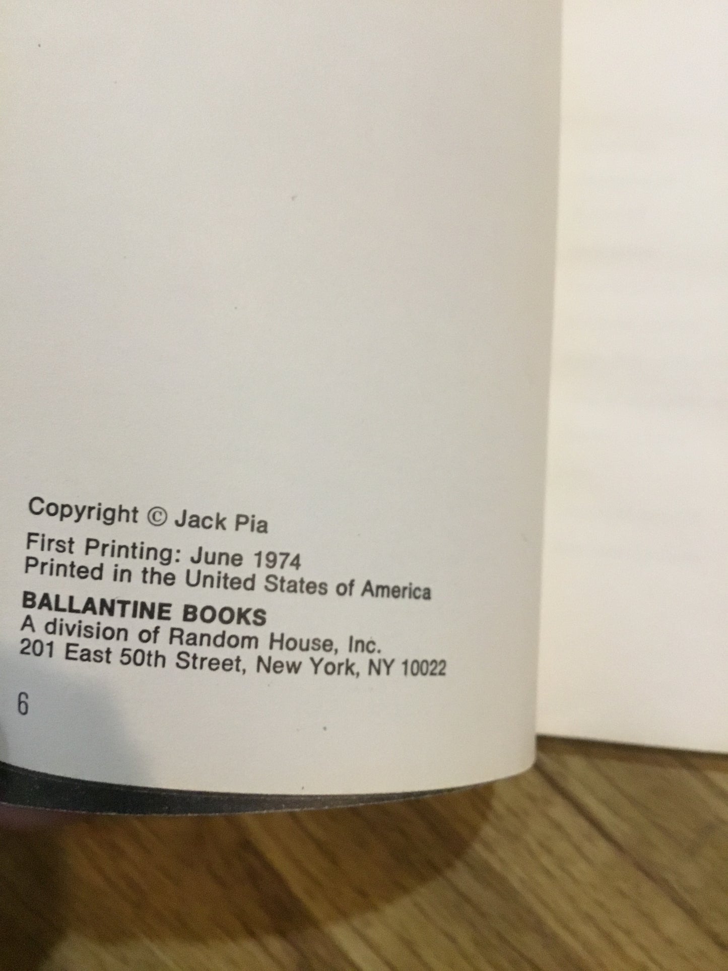 Title: SS Regalia Paperback – 1 Jan. 1974 by Jack Pia (Author)