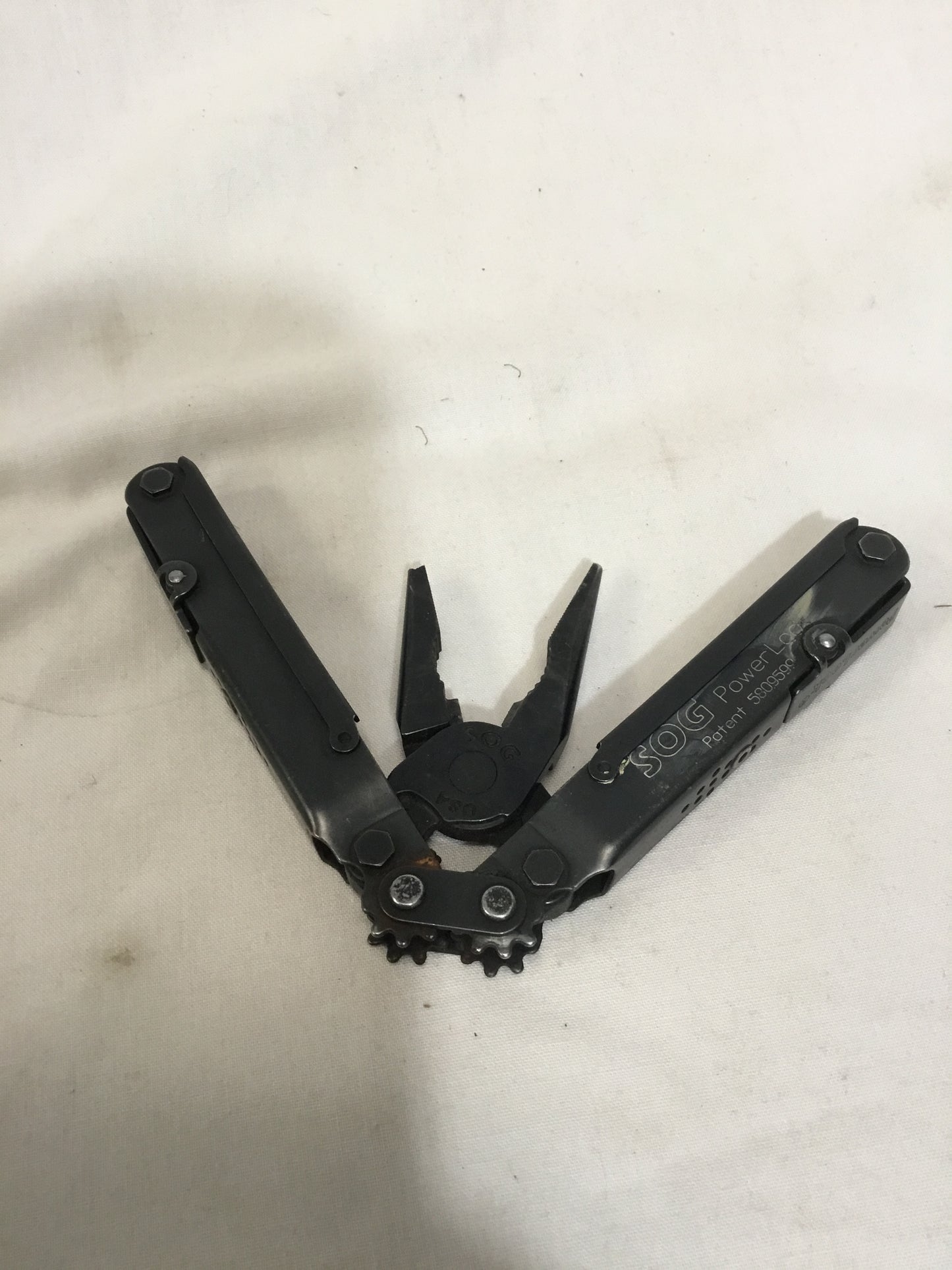 Sog Pocket Tool ,with locking blades .