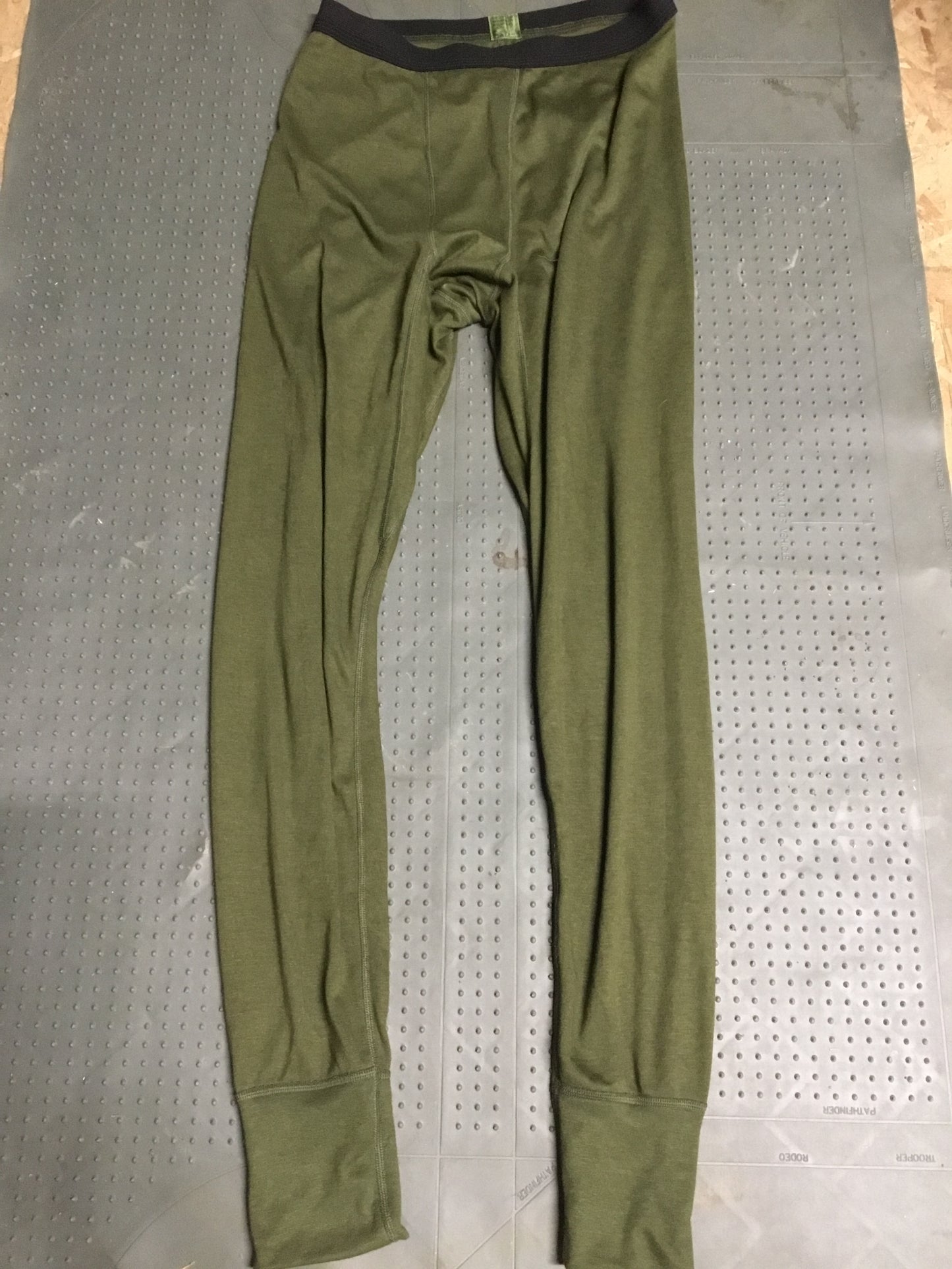 Canadian Forces Long John Bottoms  (Medium )