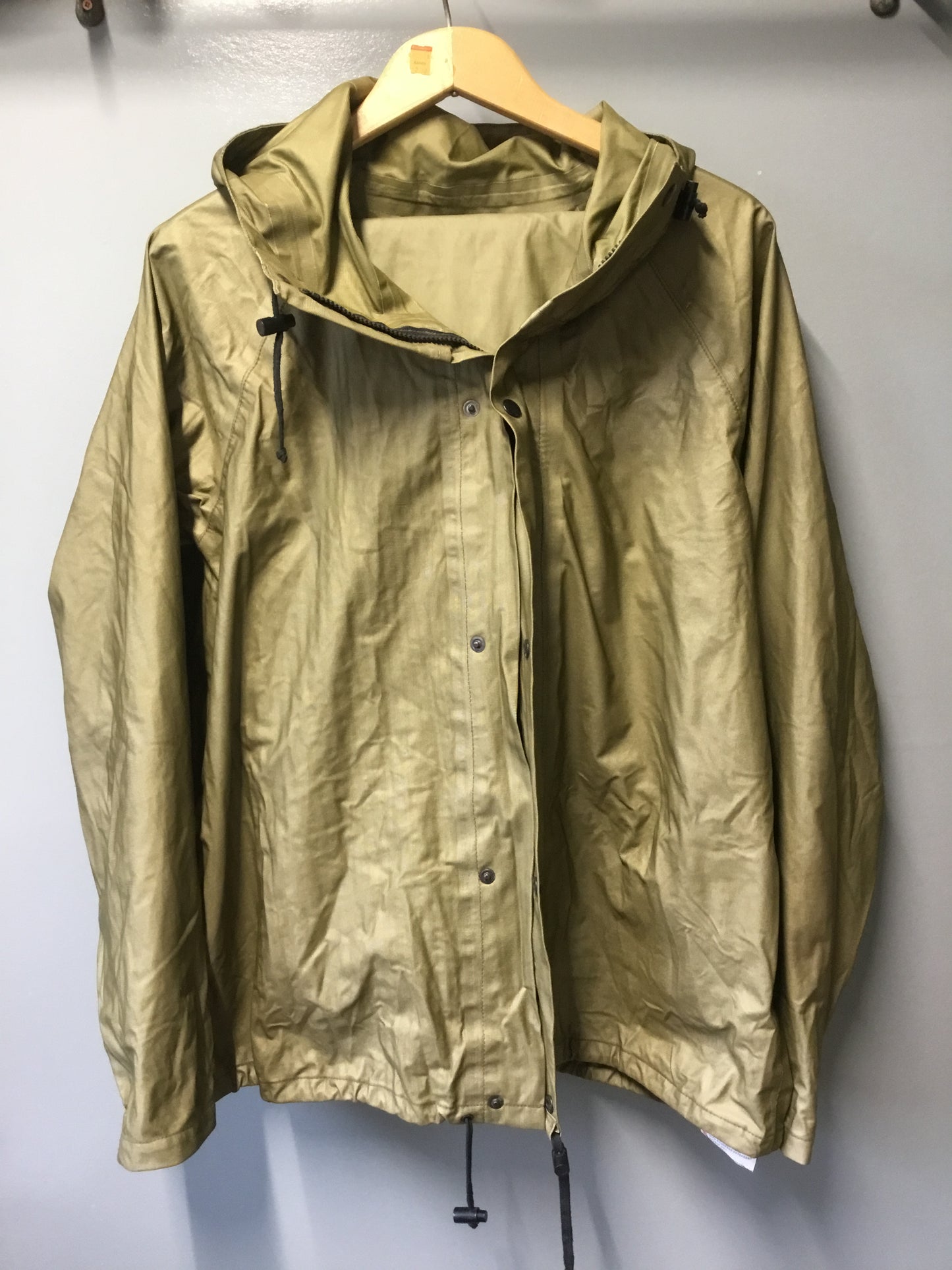 Canadian Military stealth Suit  Gore-Tex Large