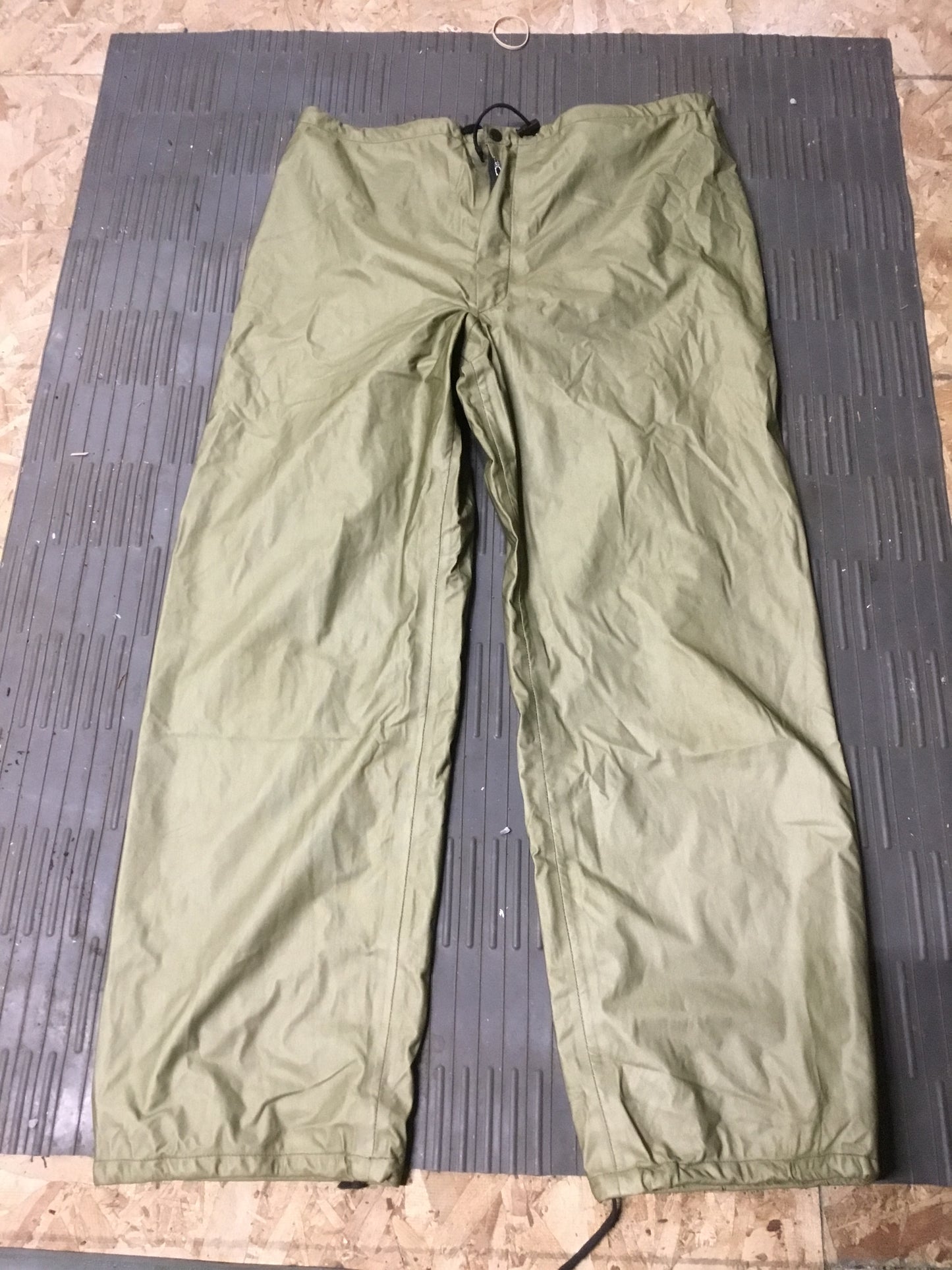 Canadian Military stealth Suit  Gore-Tex Large