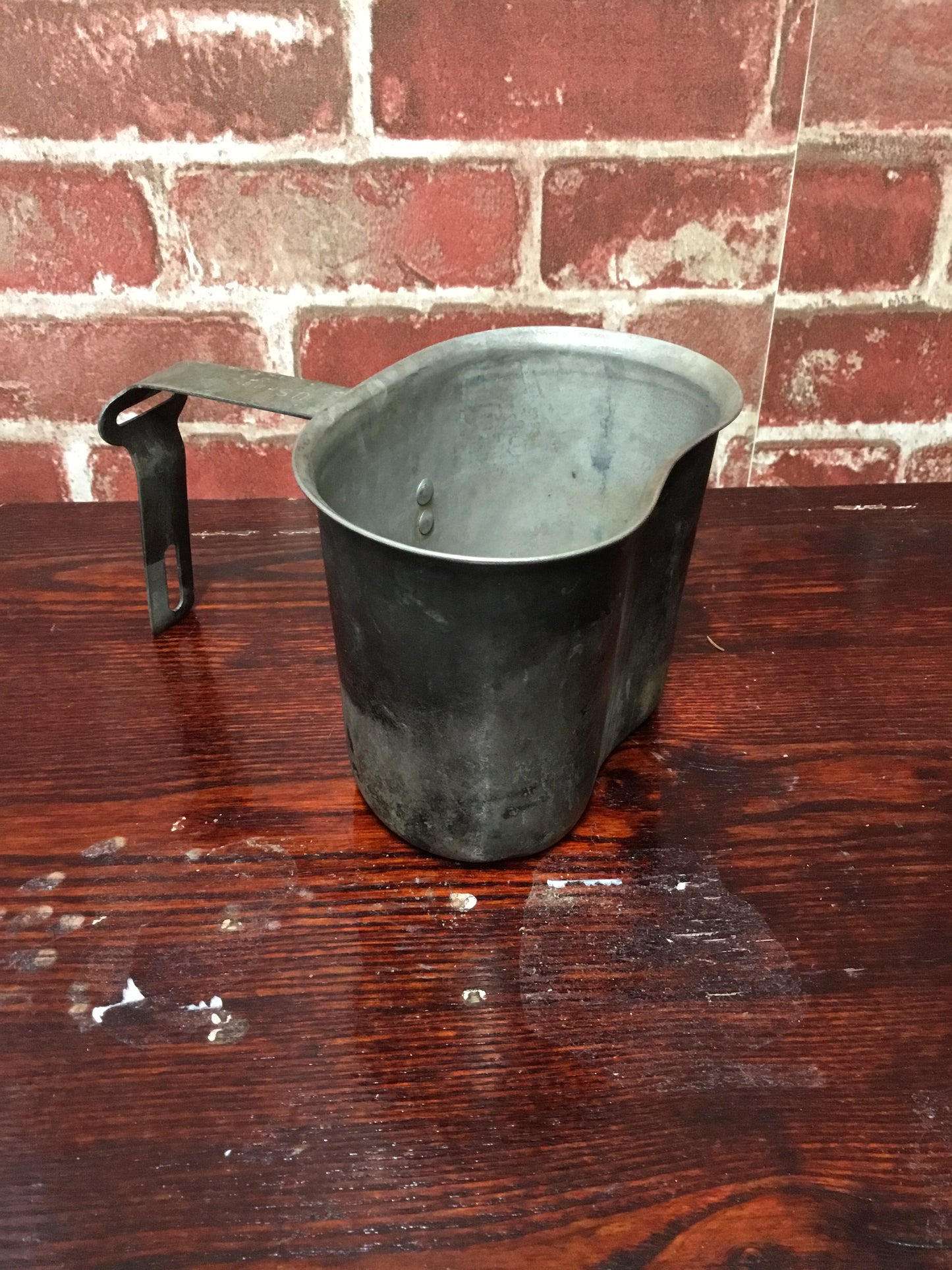 WW11 U.S. Canteen Cup 1944
