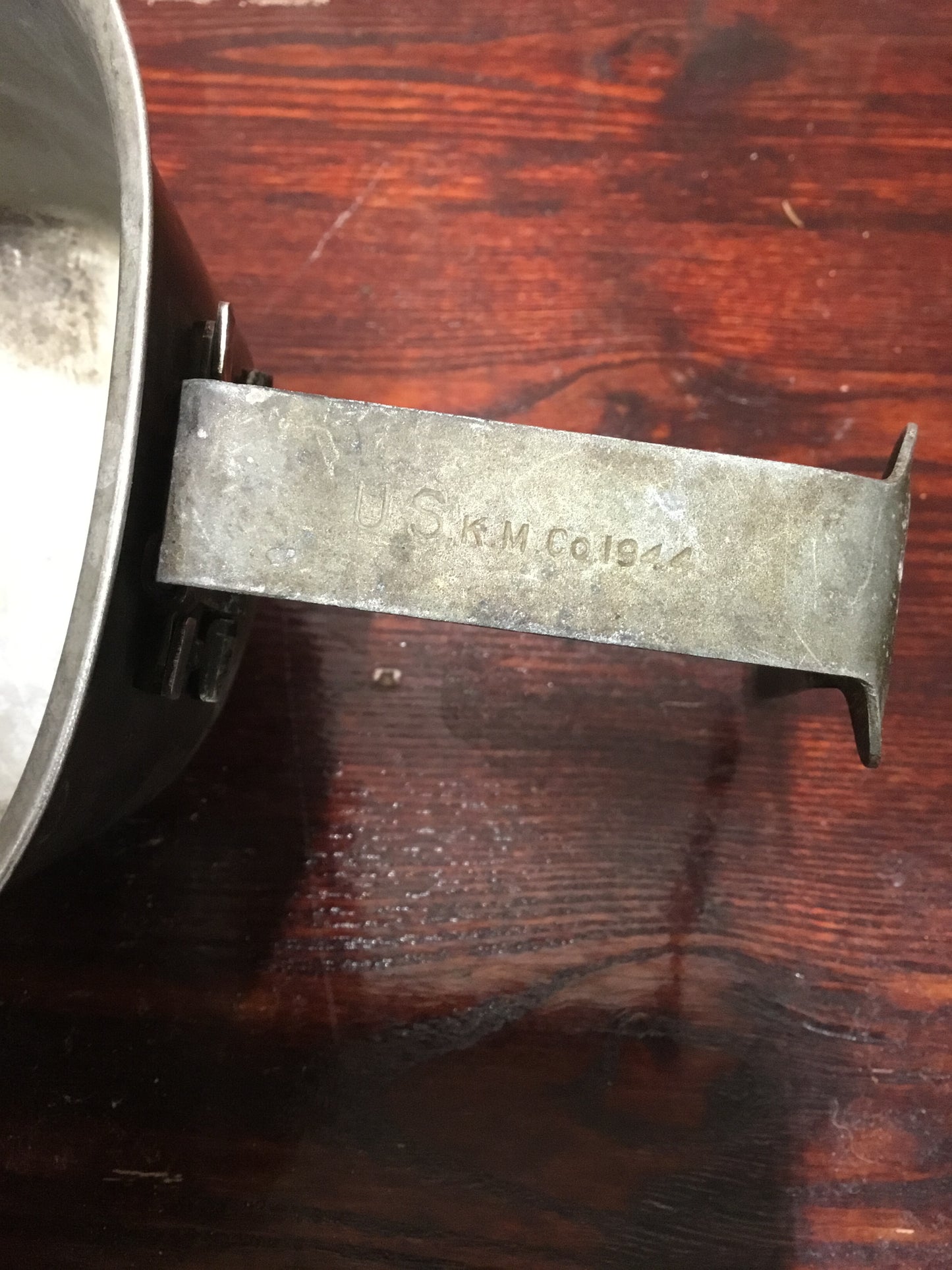 WW11 U.S. Canteen Cup 1944