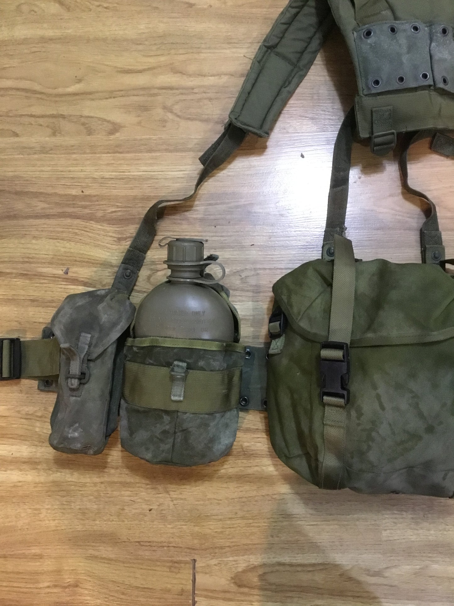 Vintage Canadian Forces 1982 Pattern Webbing