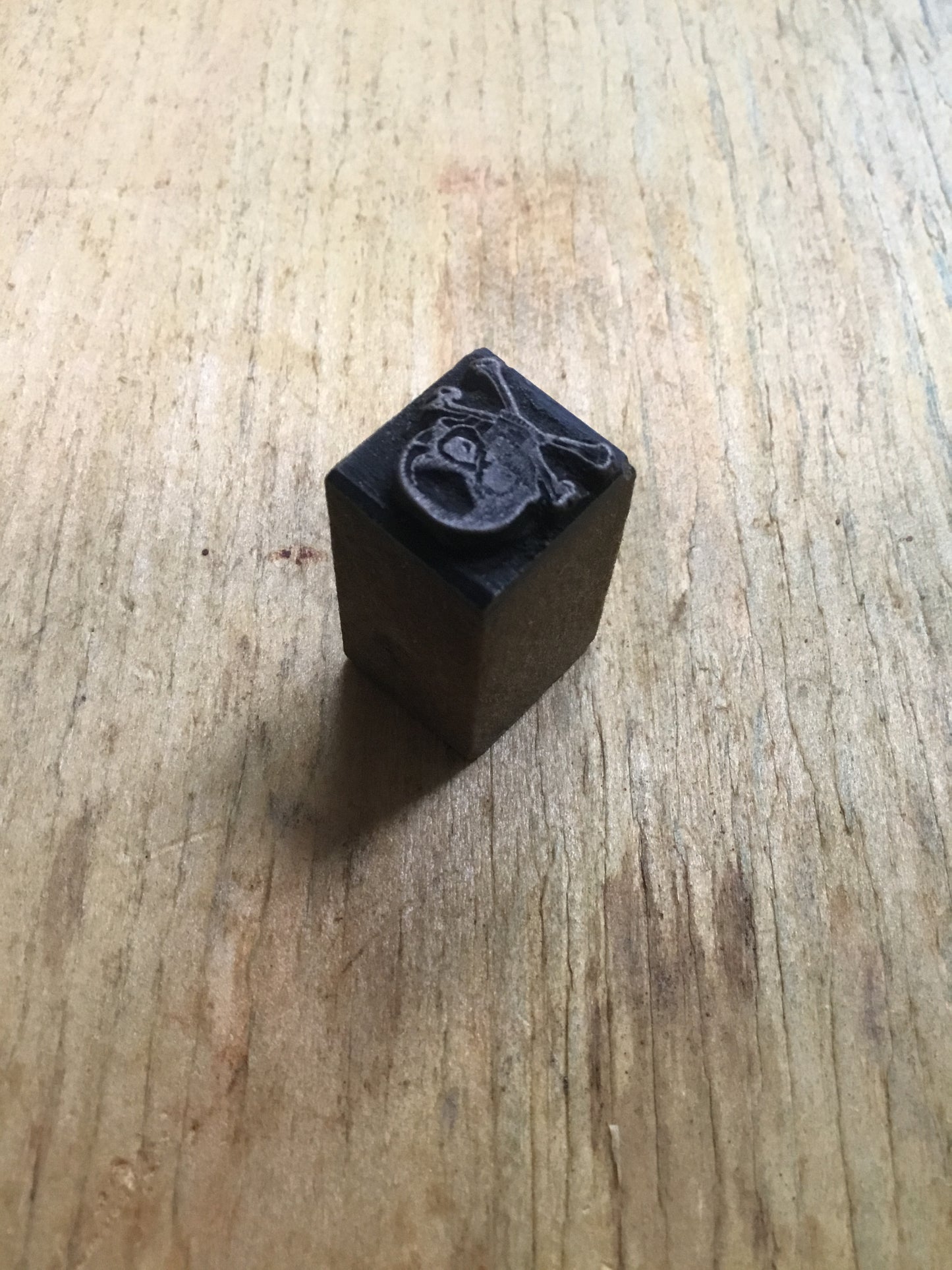 BRITISH 17TH / 21ST LANCERS Small Skull Stamp