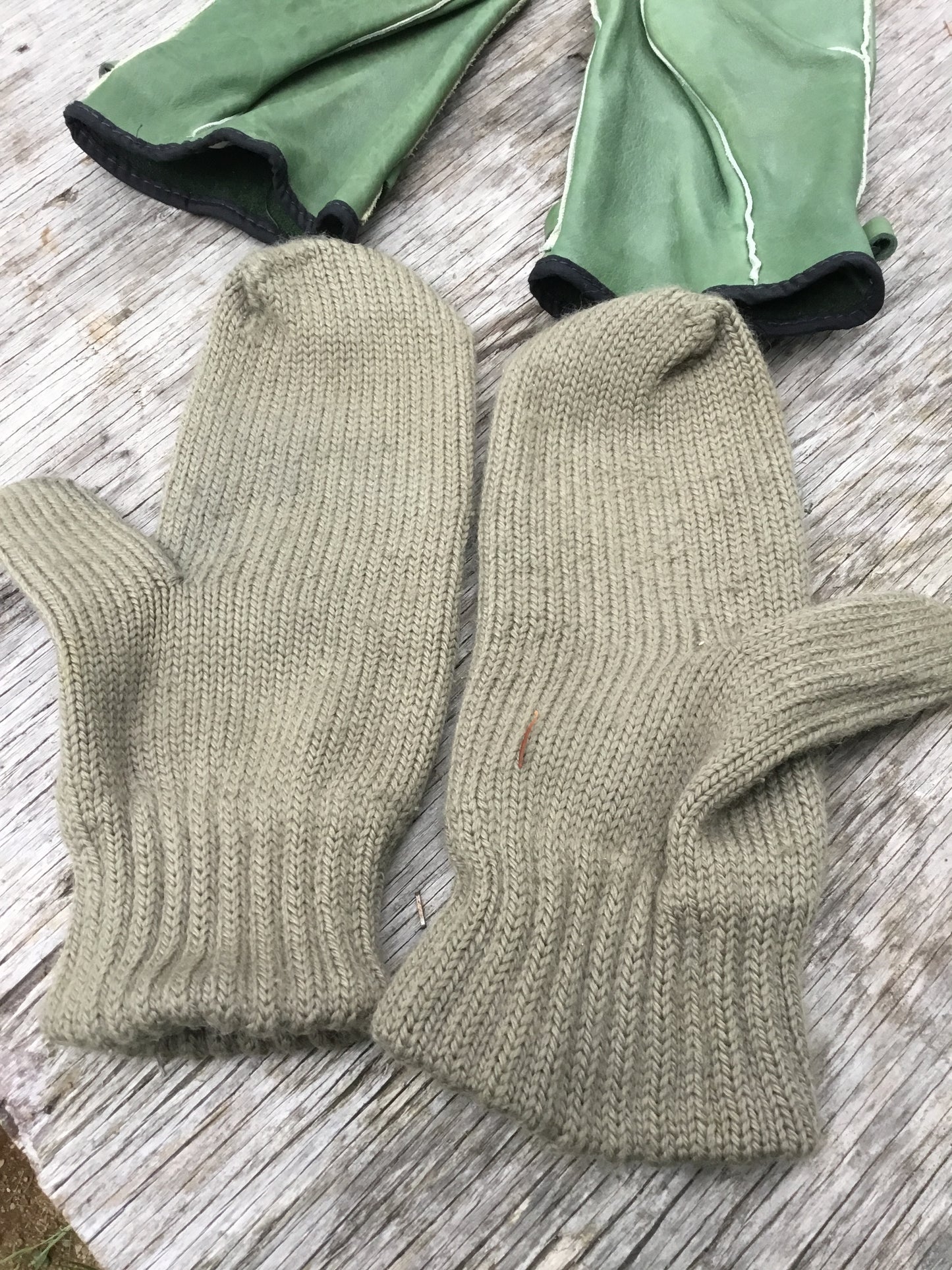 Vintage Leather mitts with Liners (Medium)