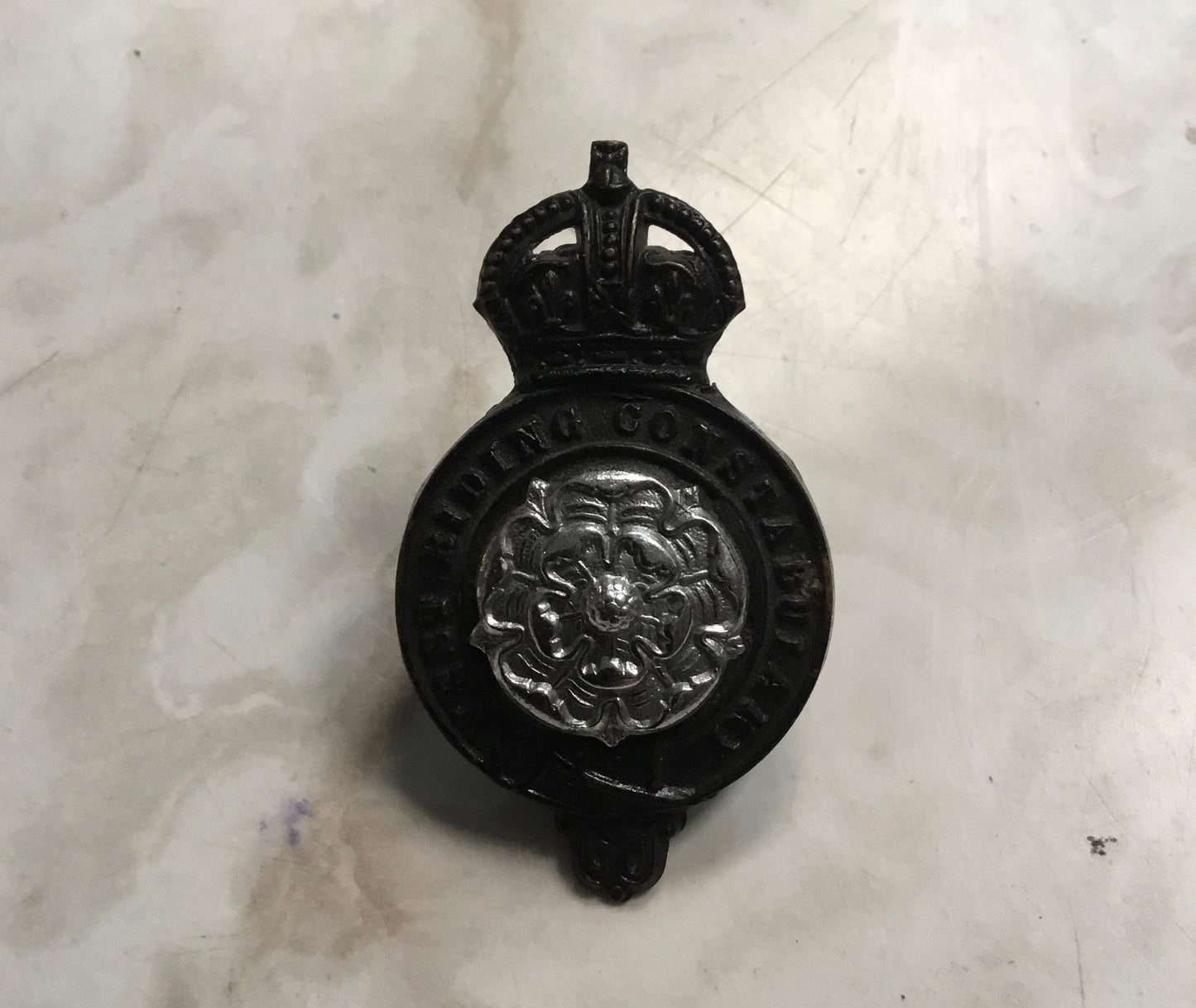 Great Britain: WWII Era West Riding Constabulary Cap Badge