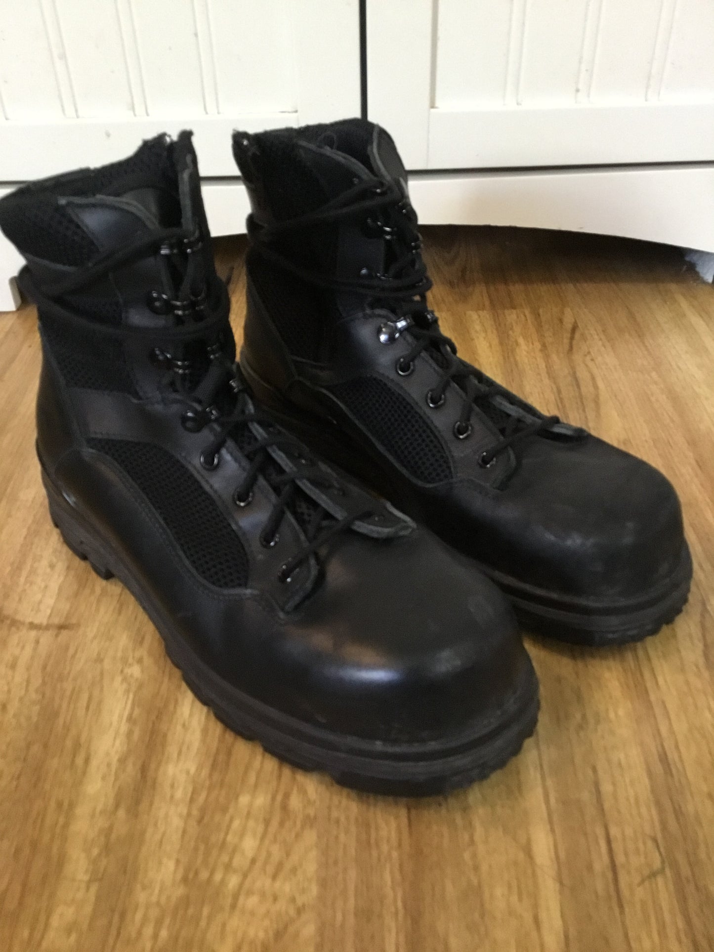 Canadian Navy Terra ;Safety Boots Size 10.5