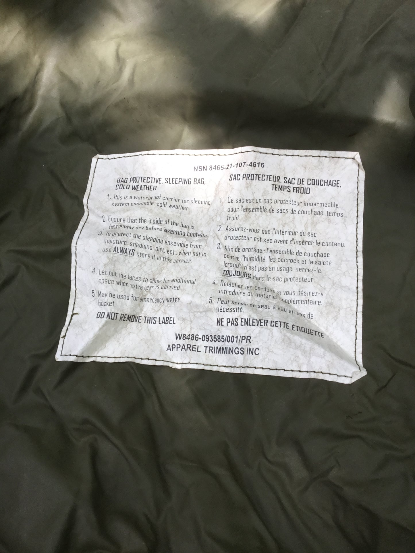 Canadian Forces Compression Bag / Sleeping bag holder