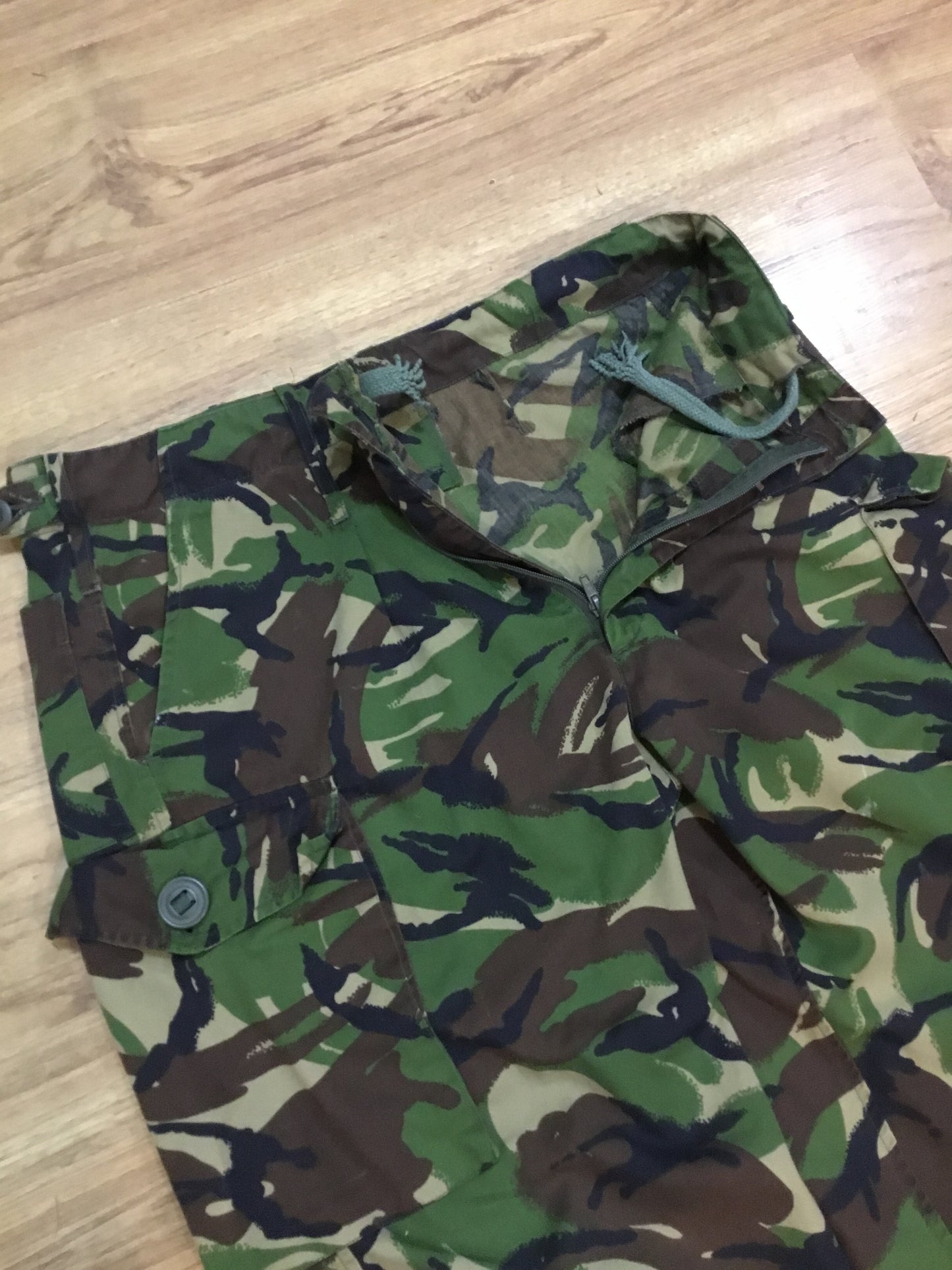 British Lightweight DPM Combat Pants  Waist 34 inches