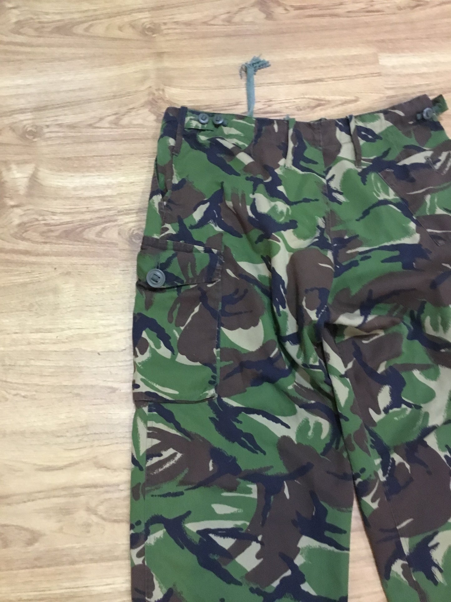 British Lightweight DPM Combat Pants  Waist 34 inches