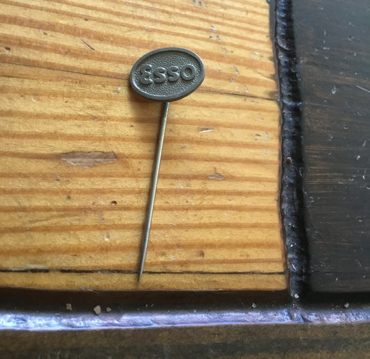 Vintage Esso Gas Oil Company Silver Tone Oval Advertising Stick Pin.