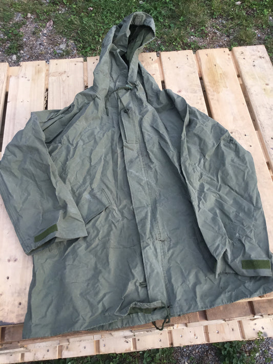 Canadian Military Rain Parka ( Large )