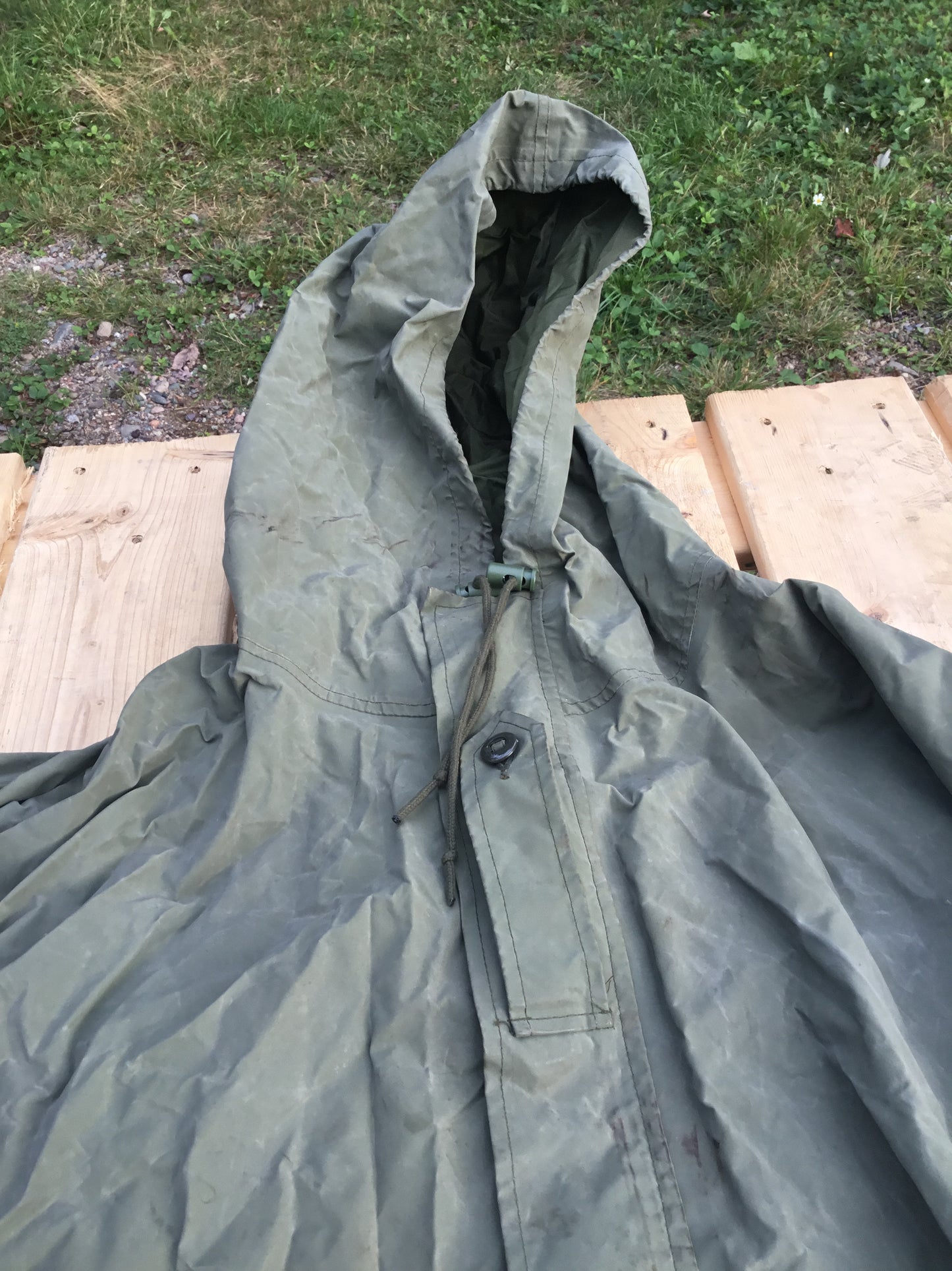 Canadian Military Rain Parka ( Large )