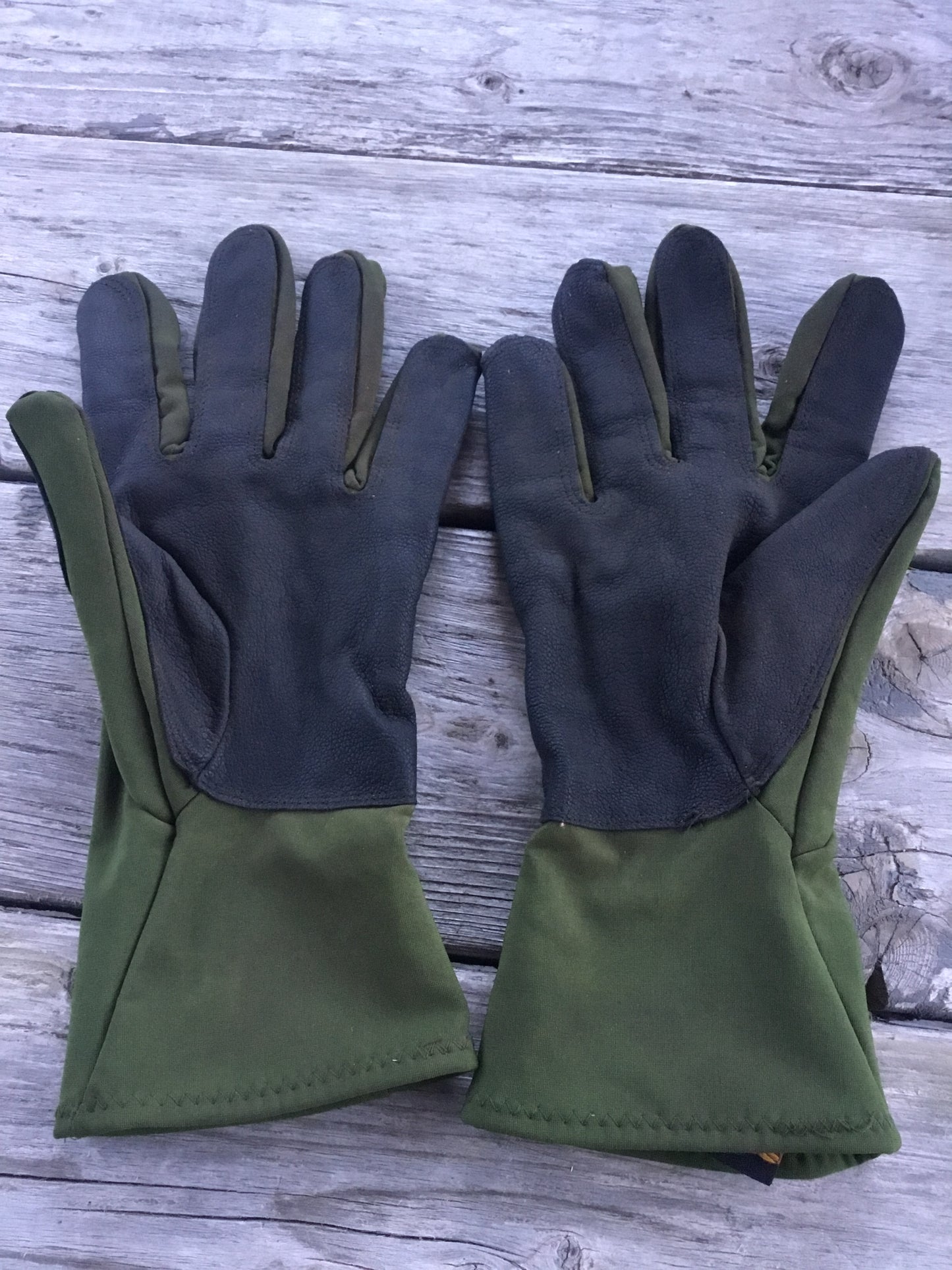 Canadian Forces mortar gloves Medium by Raber