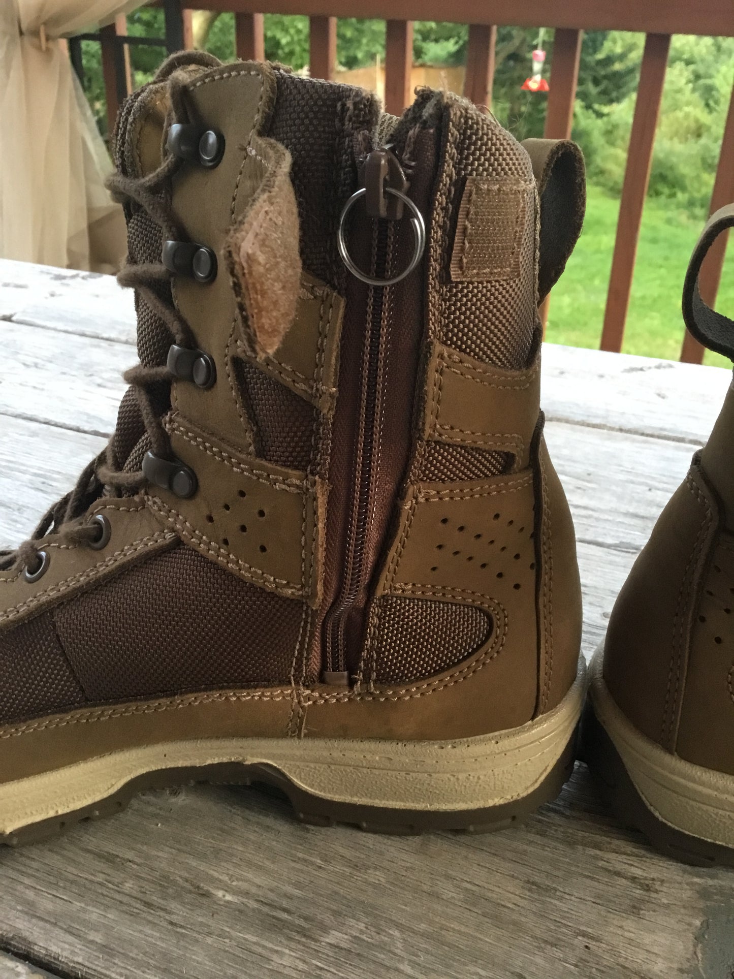 Royer Canadian Temperate Combat and Land Operation Boots Size 10