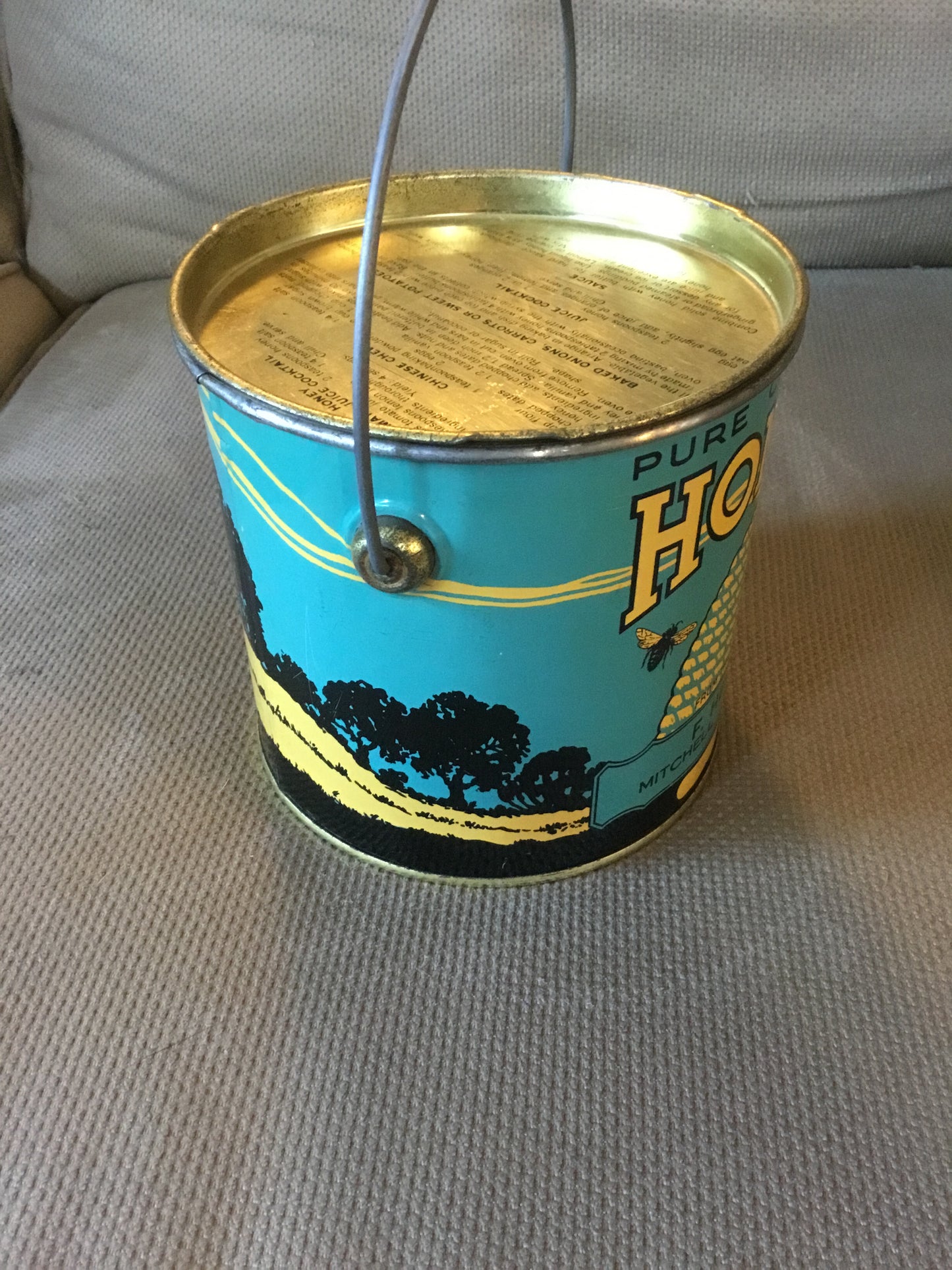 Hennick Pure Canadian Honey 4 LB Tin