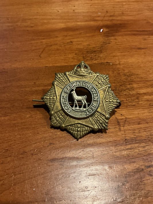 WW11  South Saskatchewan Regiment Cap Badge