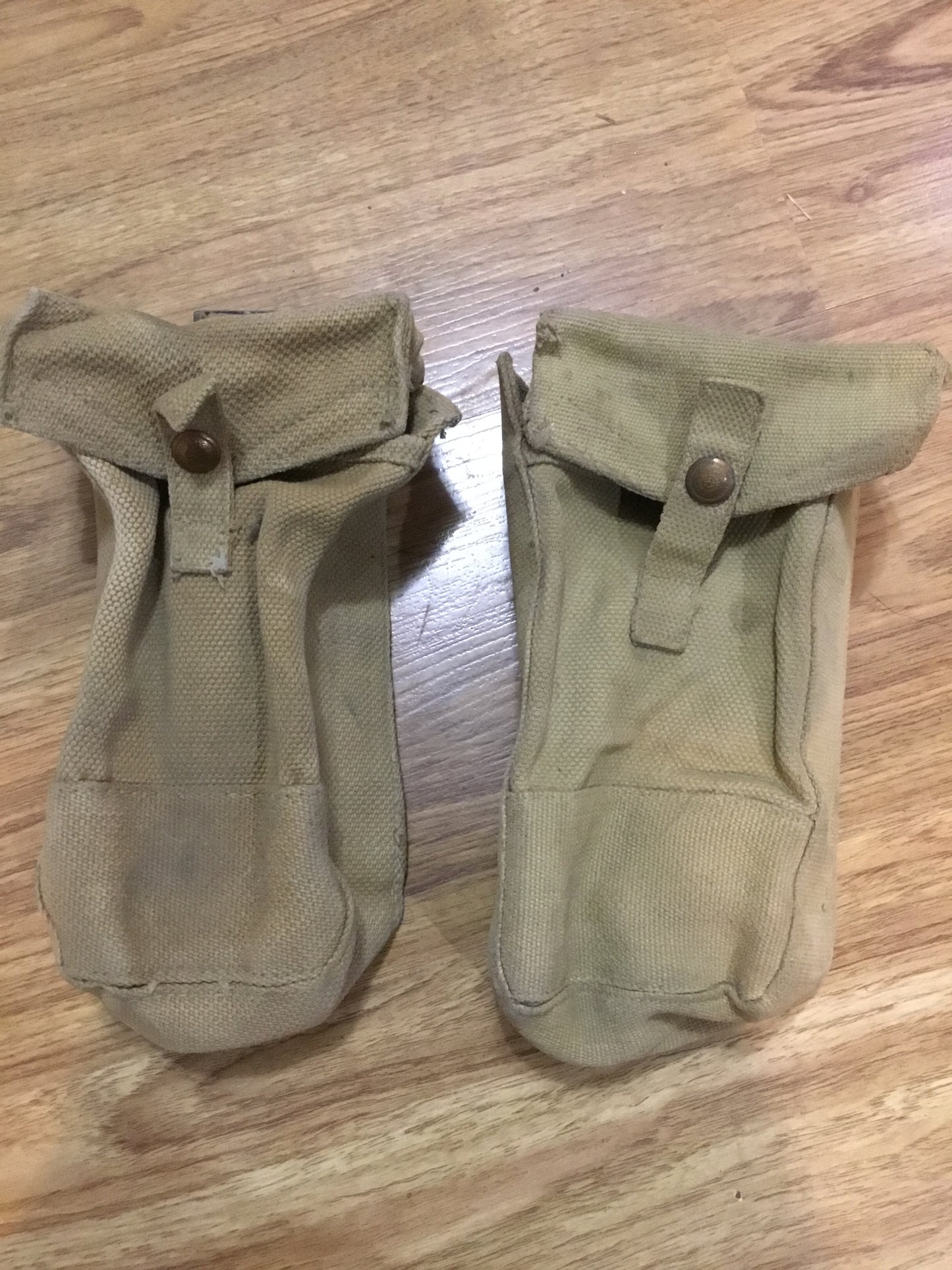 Pair of WW11 Canadian Bren Pouches in good condition