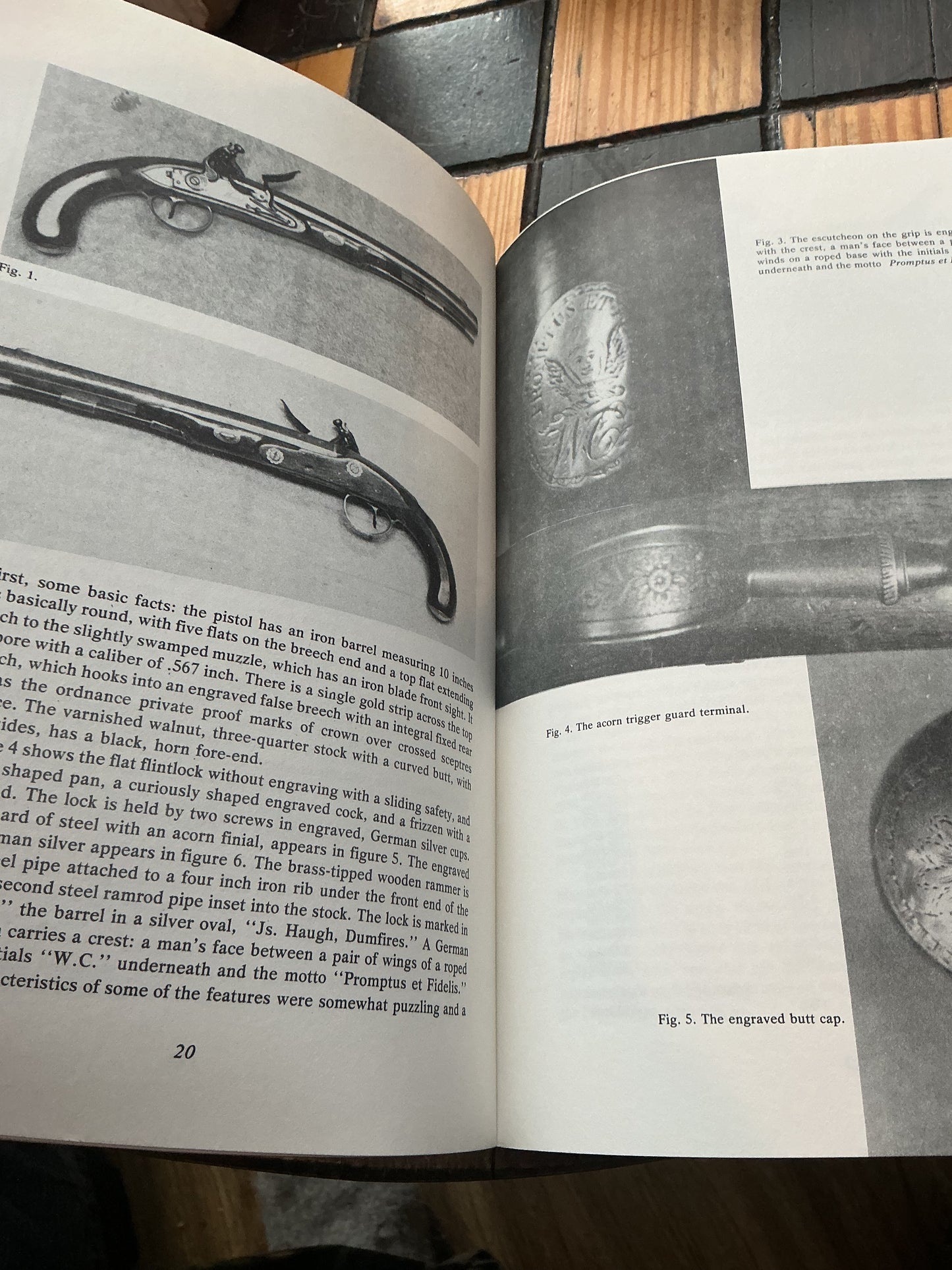 Arms Collecting Vol.17 No.1