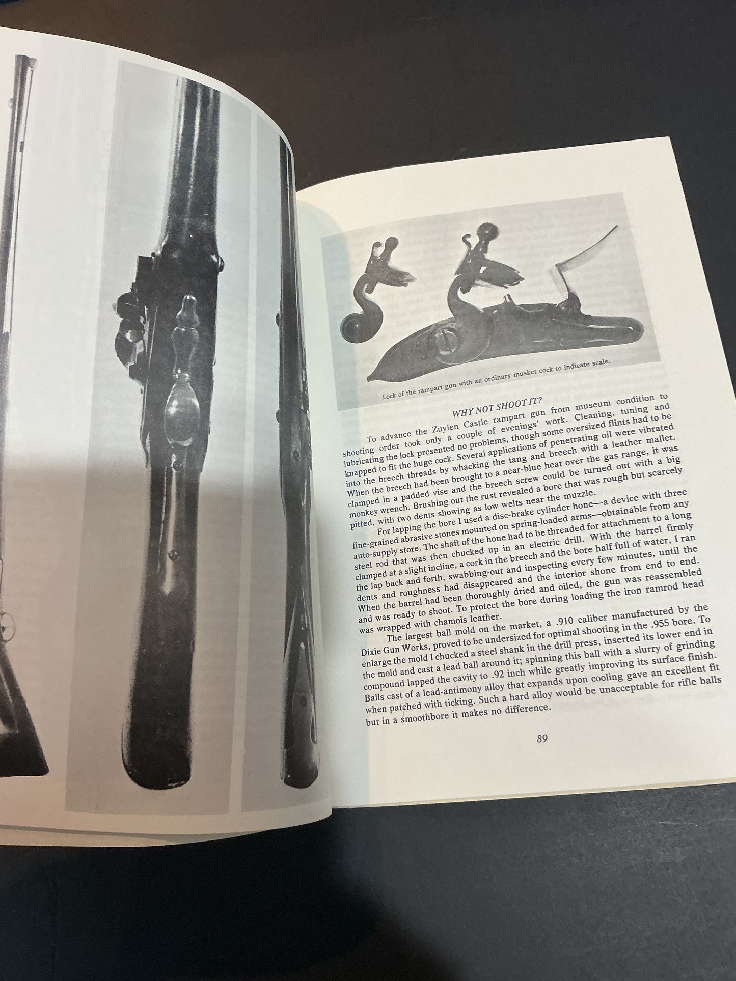 Arms Collecting Vol.16No.3 , 31 pages with illustrations