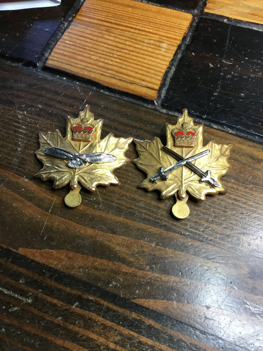 Canadian Army and Air Cadet Instructor Hat Badges