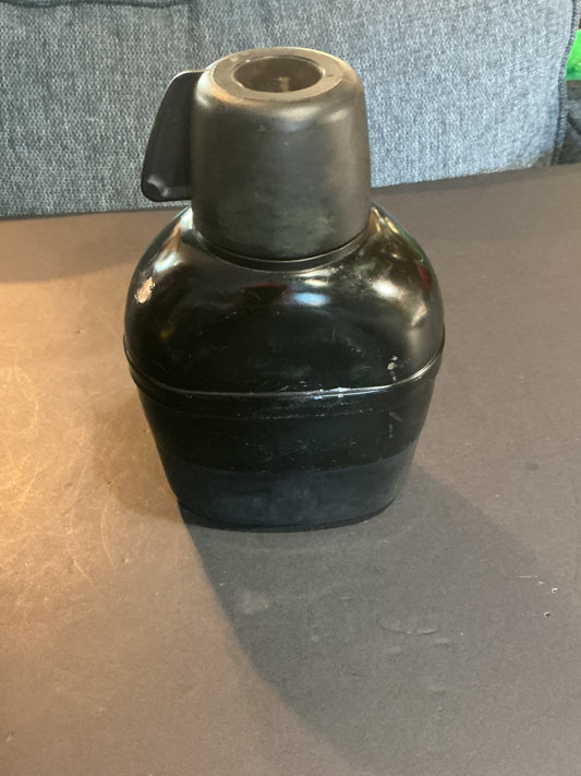 Early Canadian Military Thermos ,black style