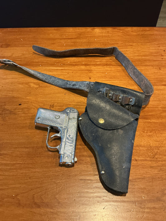 1950's Kilgore Hawkeye Cap Gun with Holster