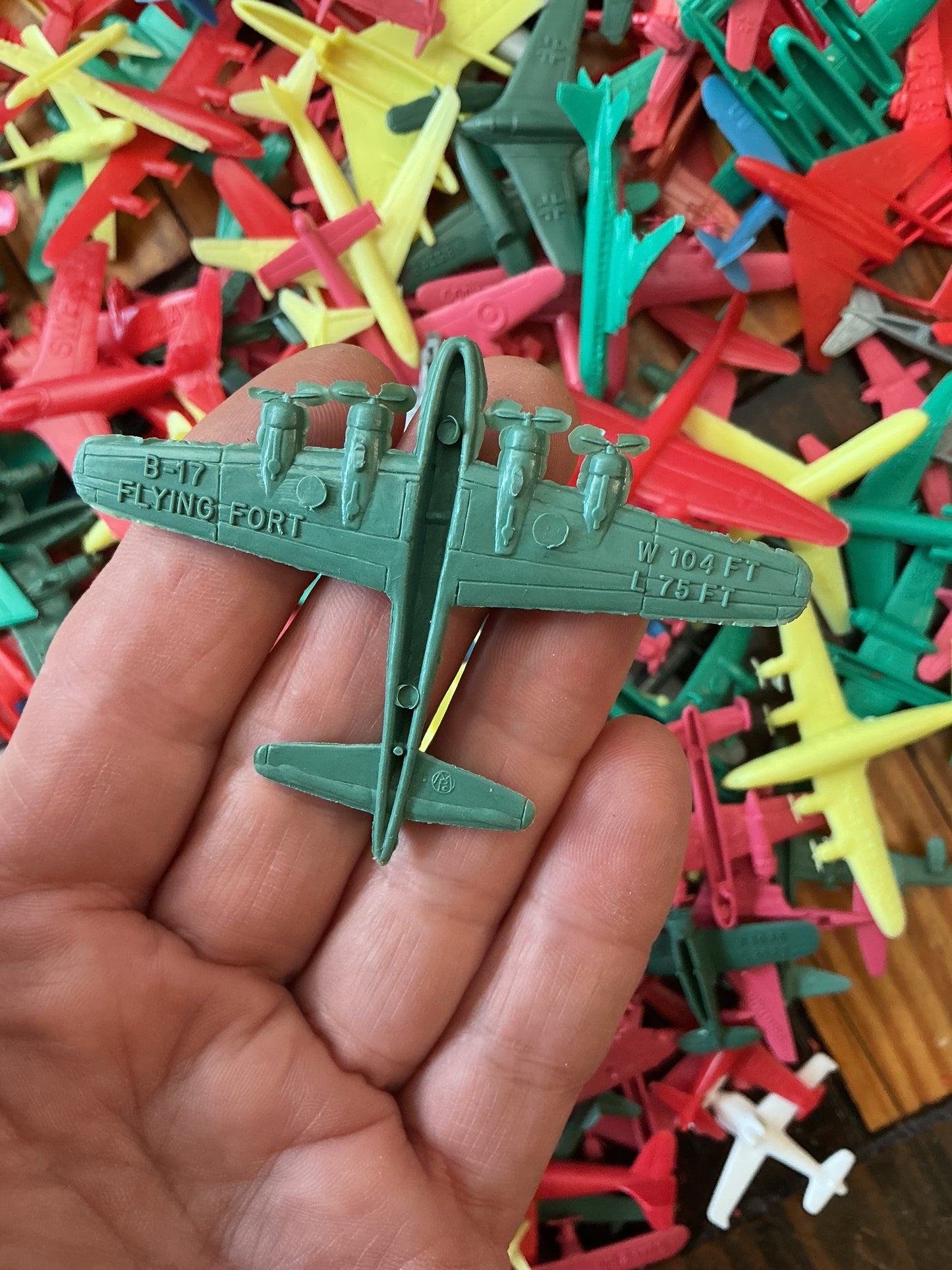 Lot of 170 Plastic miniature Toys Planes 1960’s