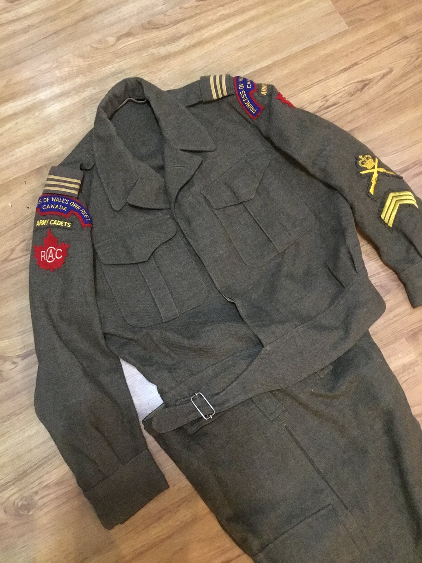 Princess of Whales own Regt Canada Army Cadet Battledress Tunic and trousers