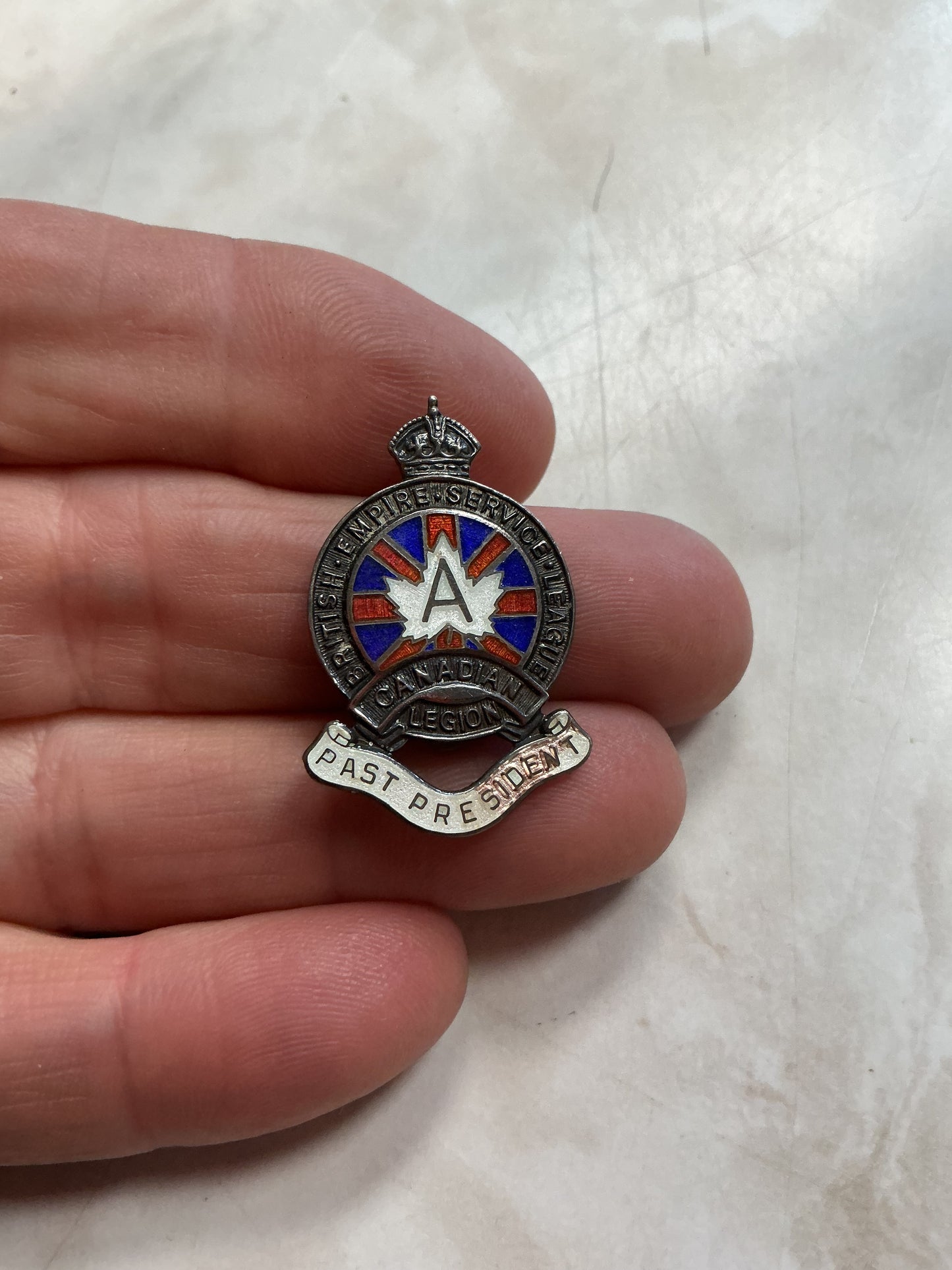 Early Canadian Legion Past President Pin Kings Crown ,
