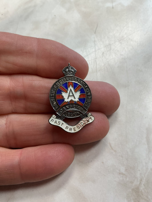 Early Canadian Legion Past President Pin Kings Crown ,