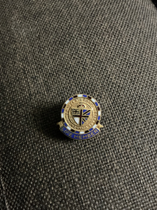 Army Navy & Air Force Veterans Life Time Member  In Canada Screw Back