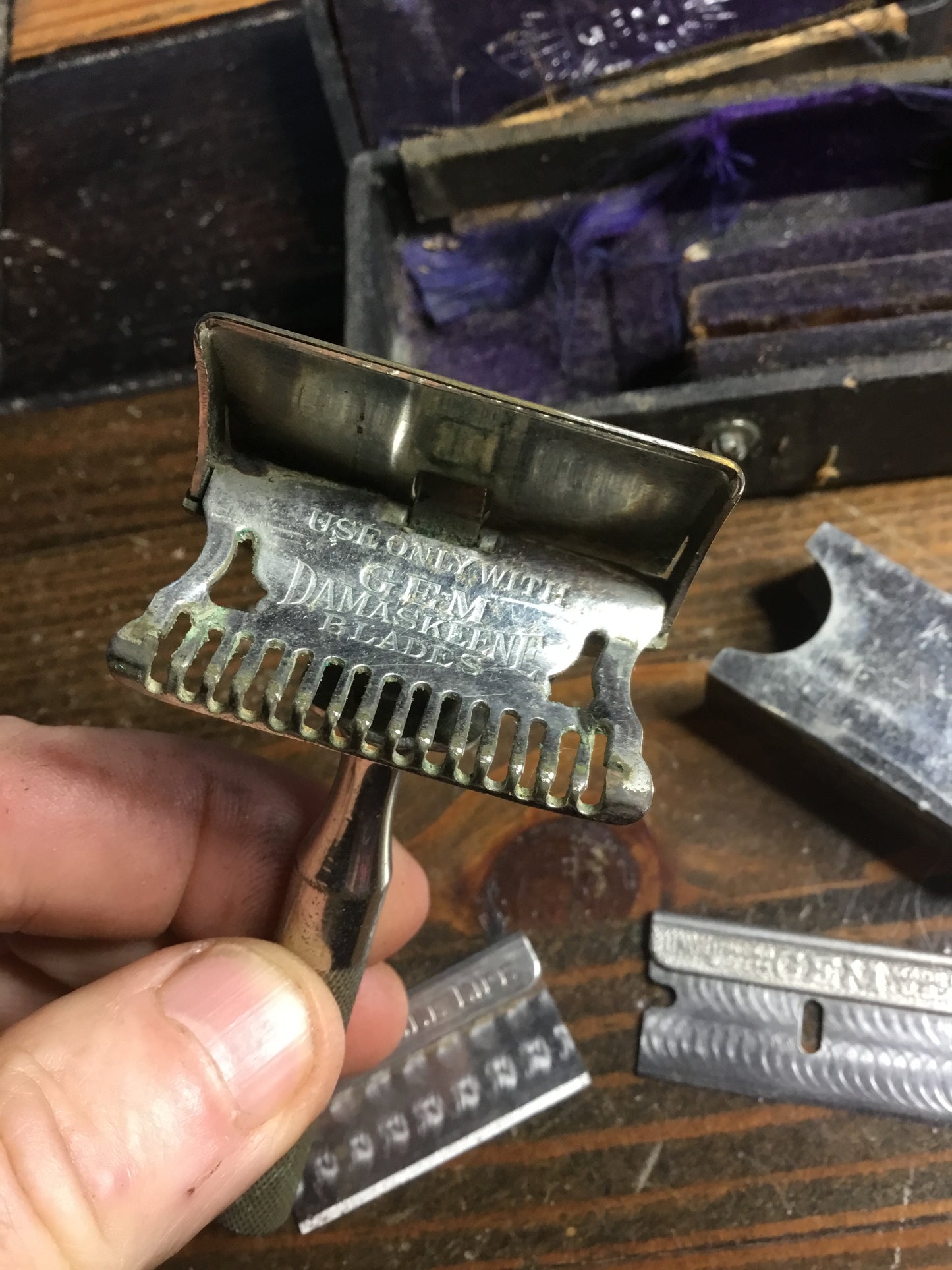 Early Safety Razor with Box , Gem Cutlery USA – Roy's Army Surplus ...