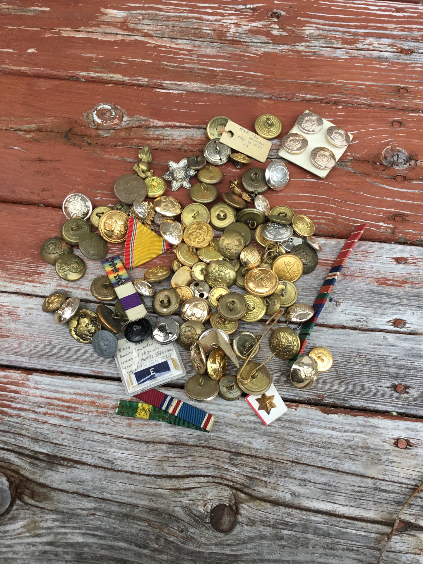 Lot of Military Buttons , Kings,Queens Crown