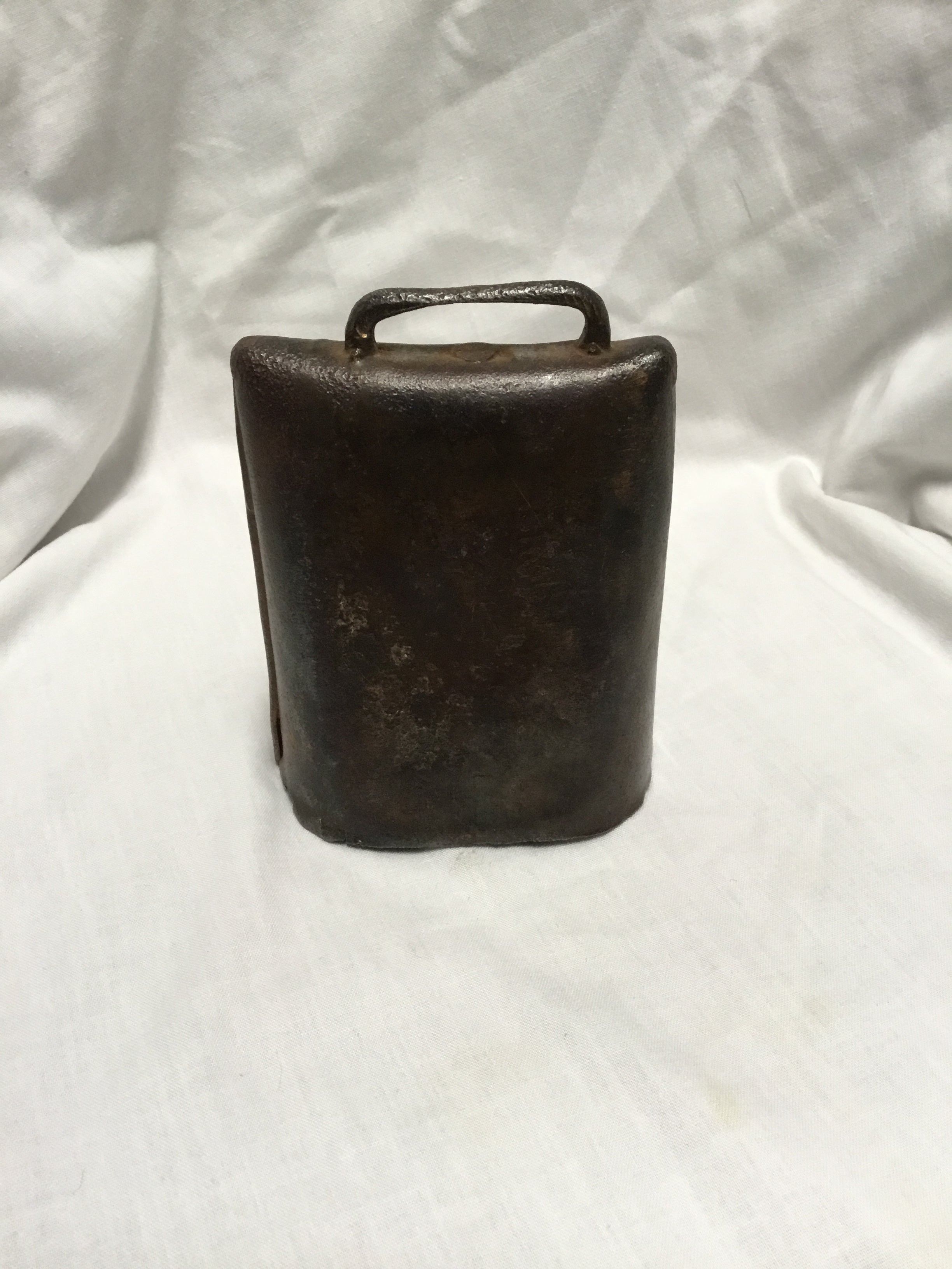 Square Rusted Cowbell Old metal Cow Bell – Roy's Army Surplus & Collectables