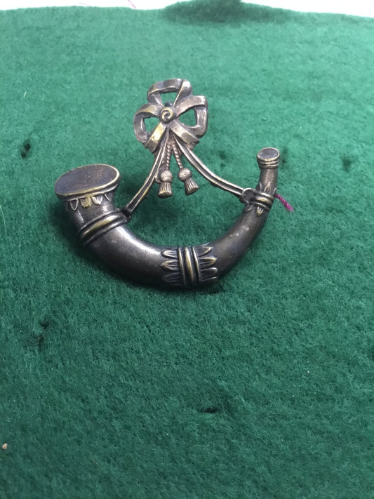 British Army Militaria - Light Infantry Beret /Cap badge