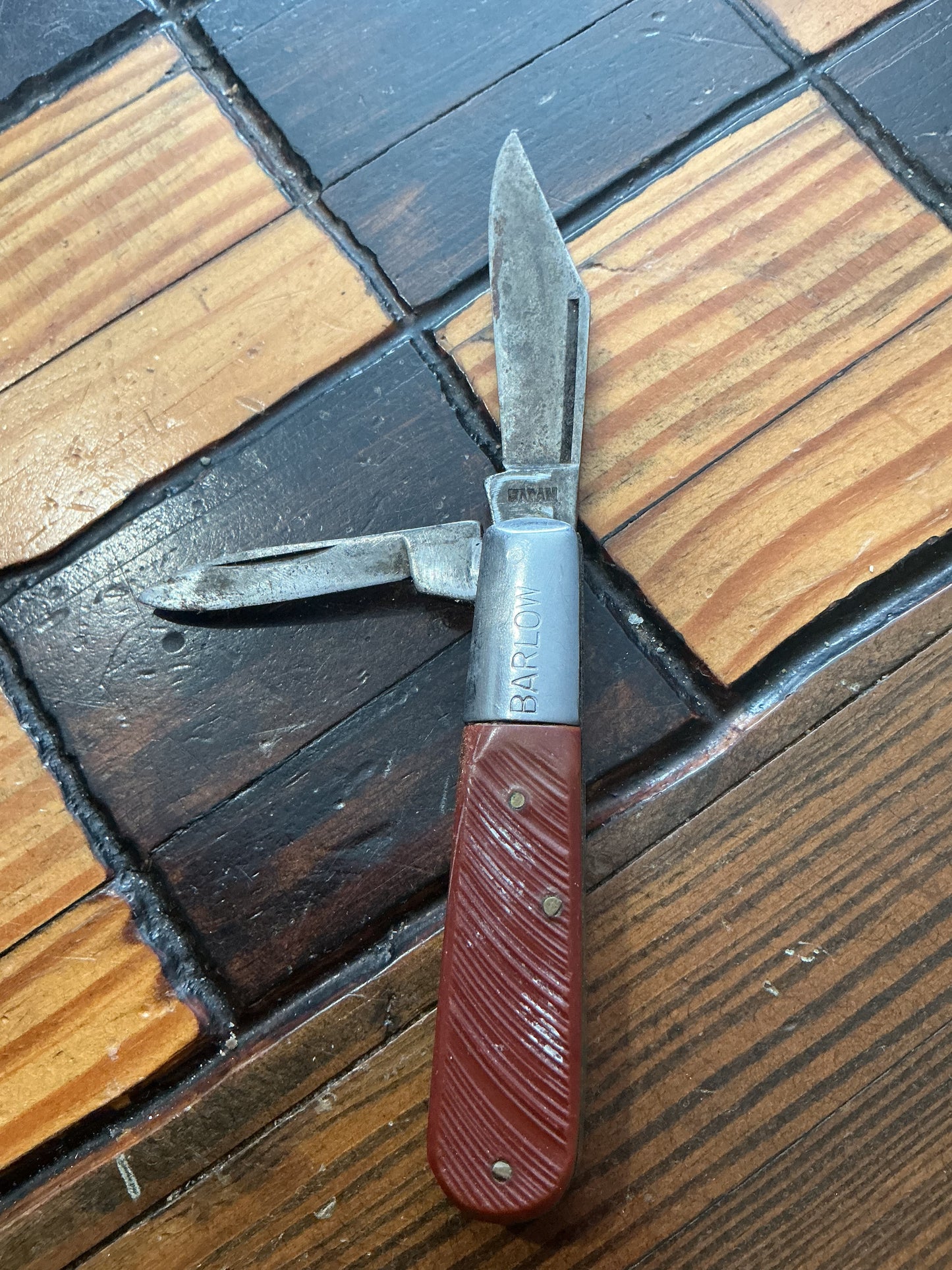 Vintage Two Blade Barlow Knife made in Japan .