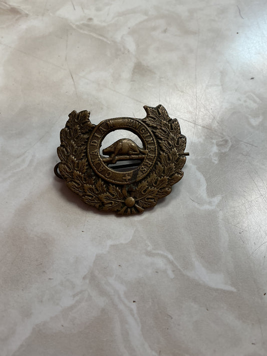 WW1 Theatre-Made (CEF) CANADIAN ENGINEERS Hat Cap Badge